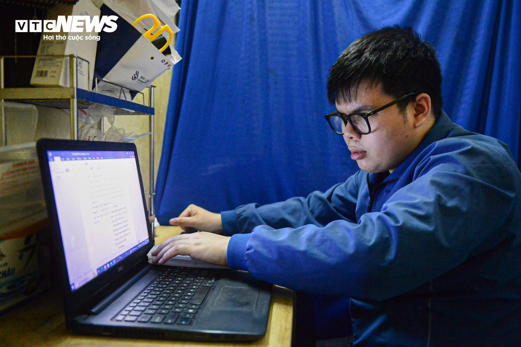 Chàng khiếm thị mê sáo trúc và hành trình mang âm nhạc chữa lành vết thương - 14