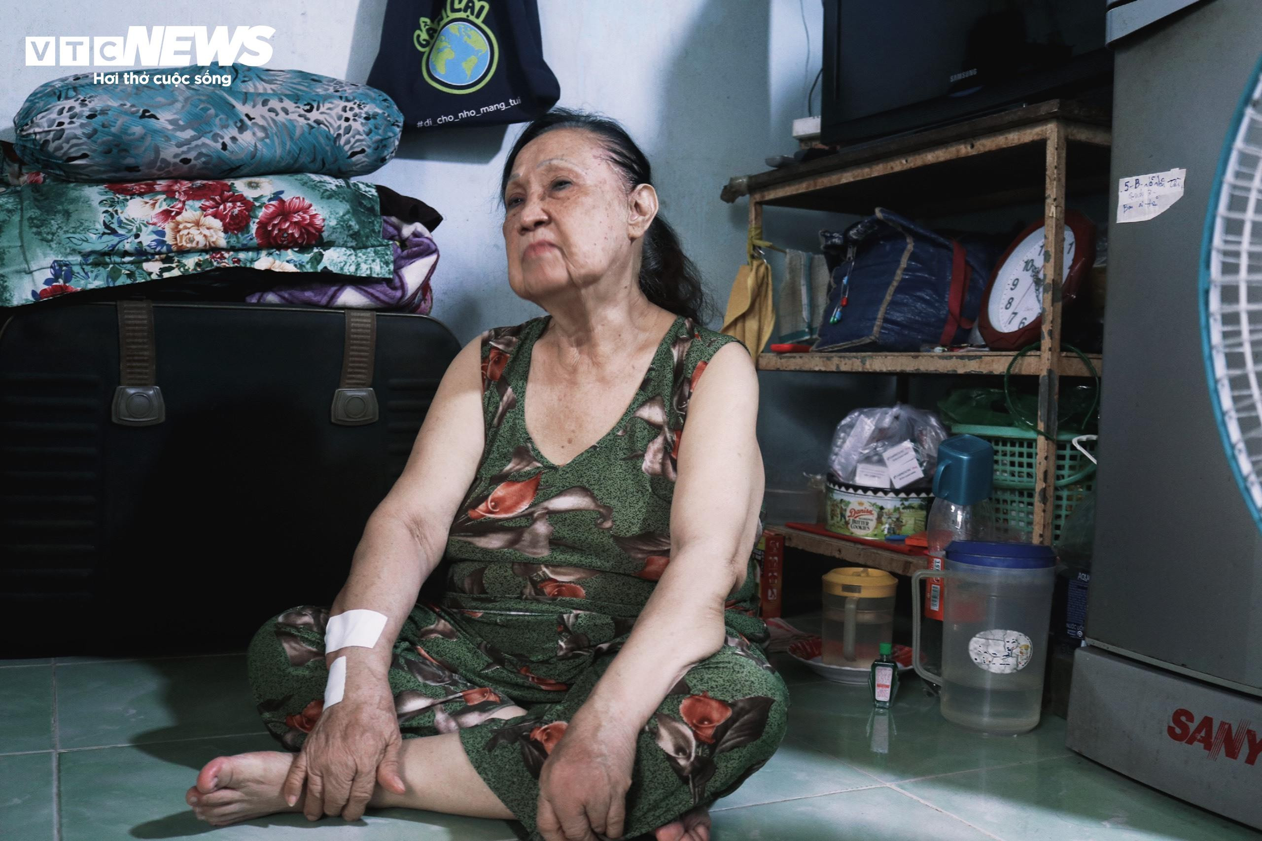 Chồng bỏ, con mất, 'cô đào nức tiếng một thời' sống lủi thủi trong nhà trọ 15m2 - 9