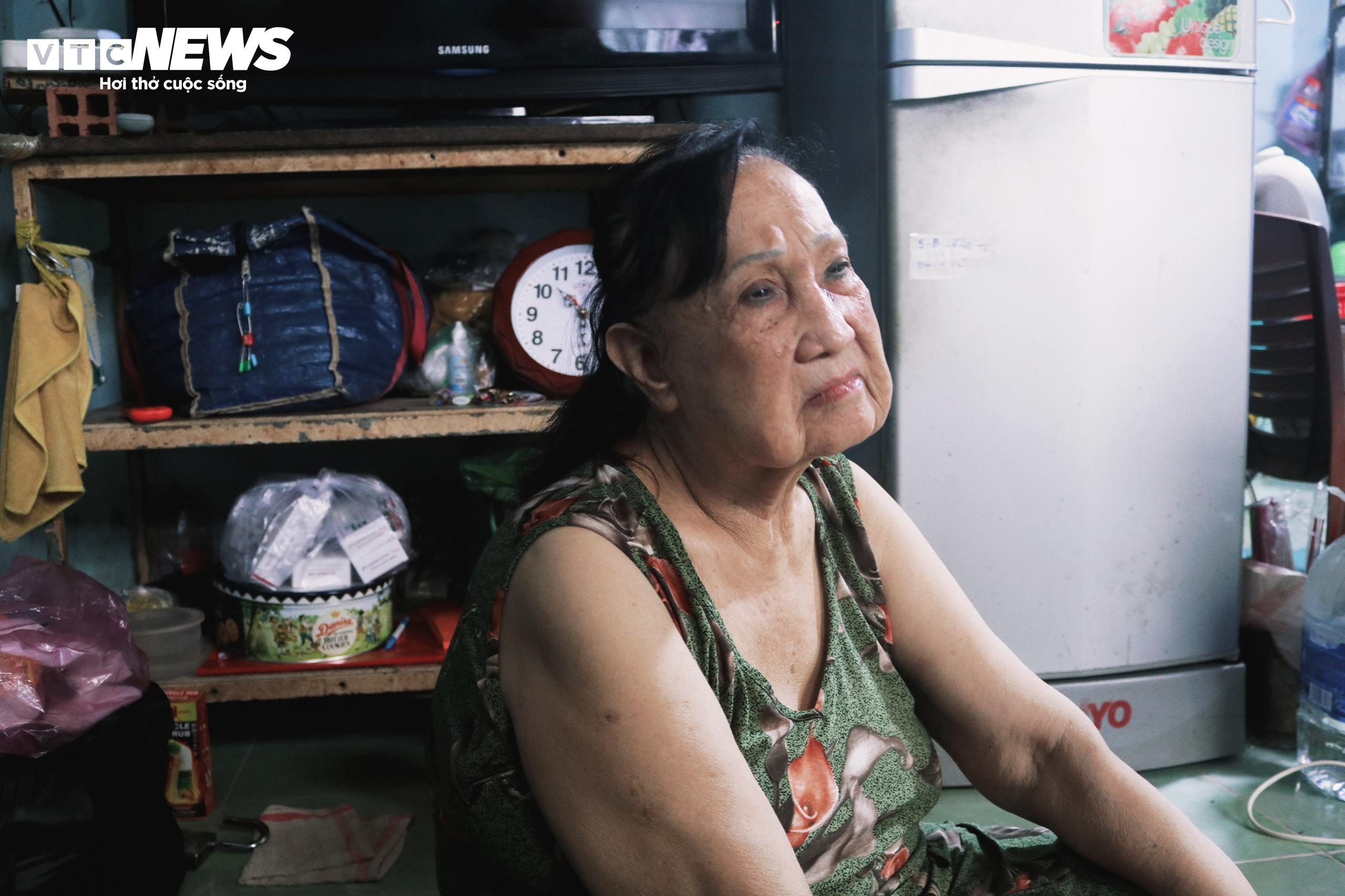 Chồng bỏ, con mất, 'cô đào nức tiếng một thời' sống lủi thủi trong nhà trọ 15m2 - 13