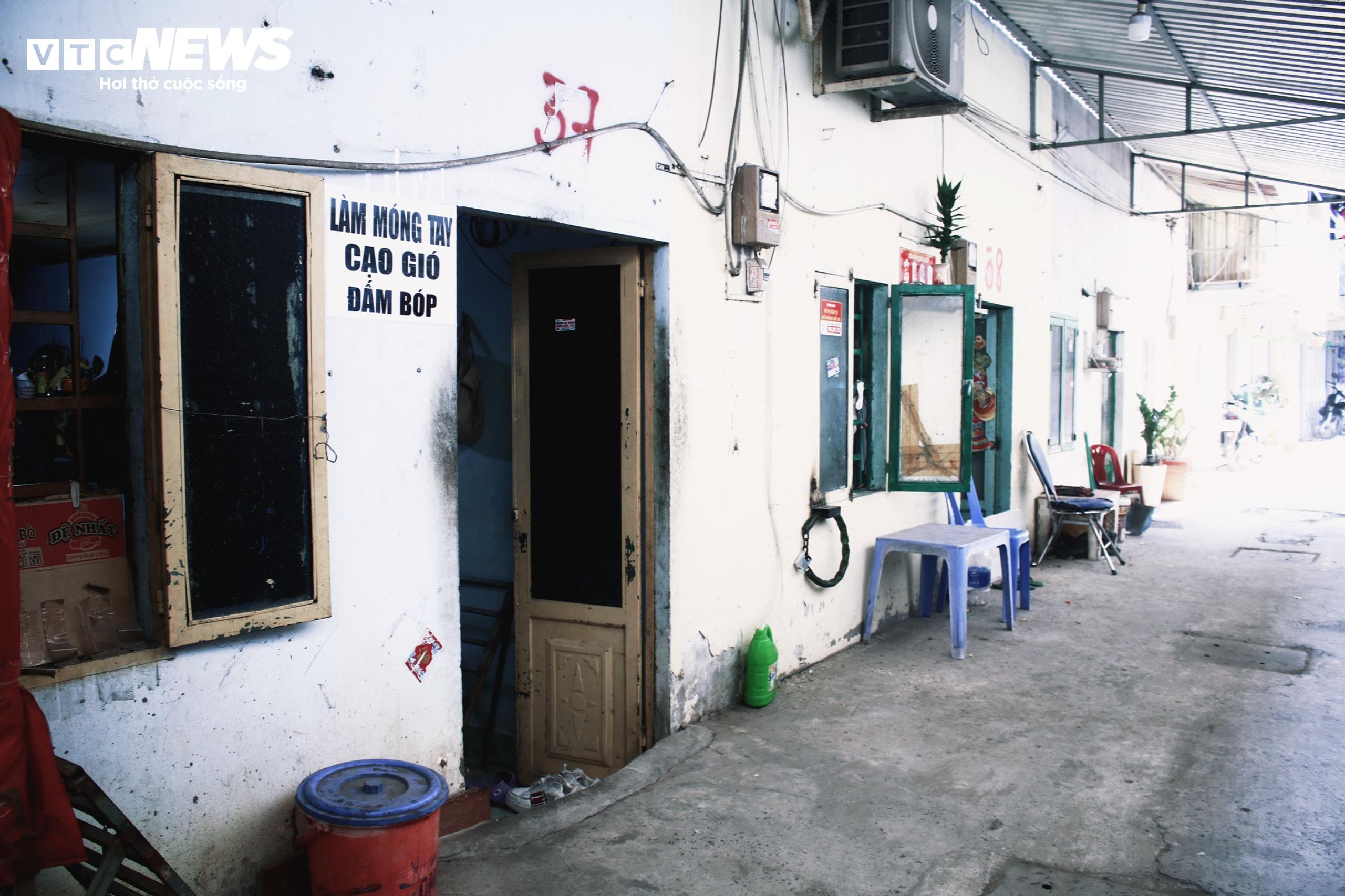 Chồng bỏ, con mất, 'cô đào nức tiếng một thời' sống lủi thủi trong nhà trọ 15m2 - 1