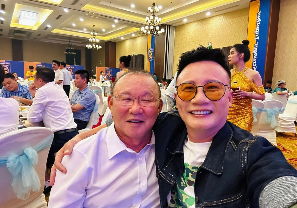 Sao Việt 29/3: Quyền Linh già nua trong phim mới, Việt Trinh không sợ nếp nhăn - 7