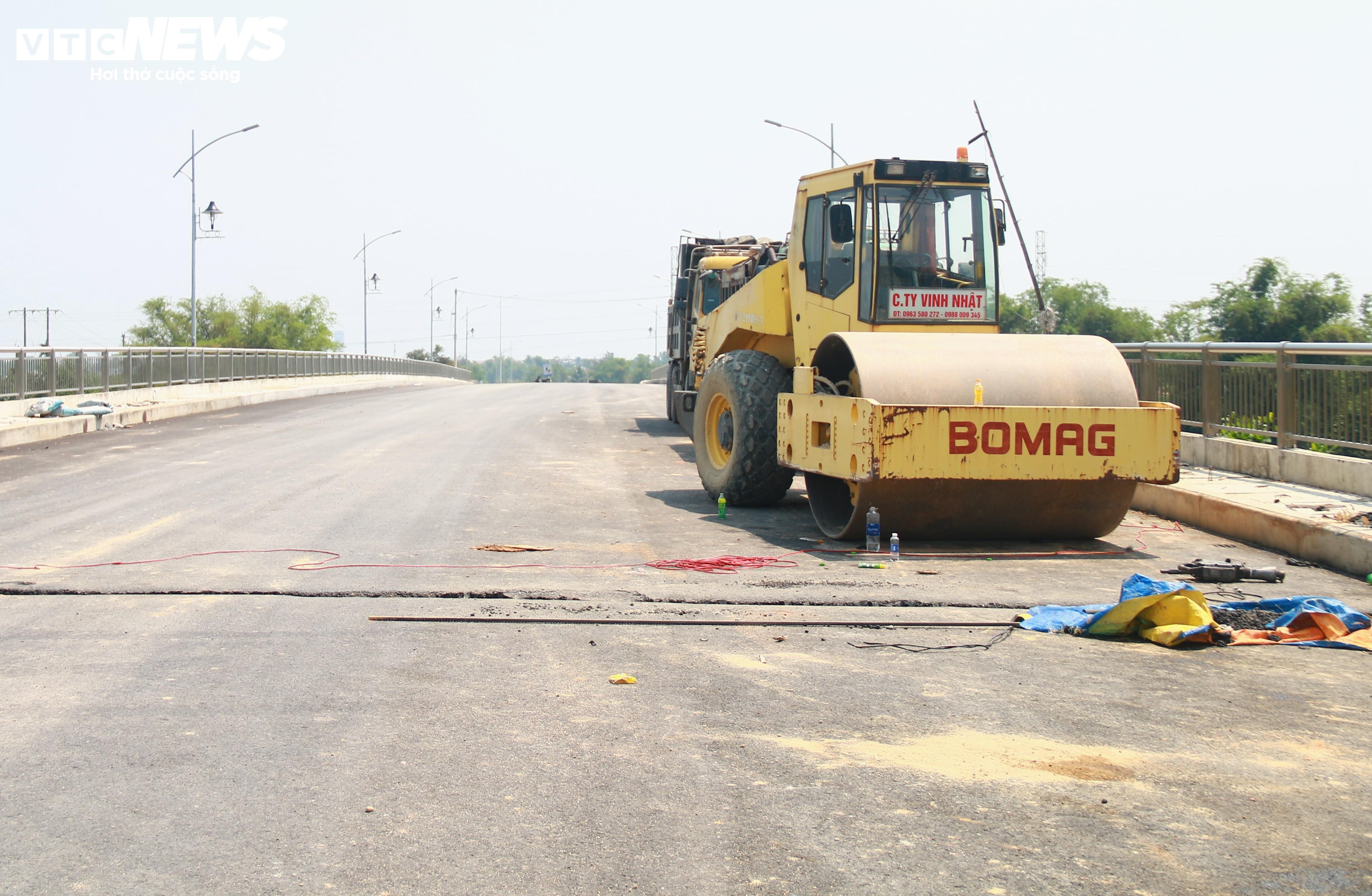 Vướng mặt bằng, cầu hàng trăm tỷ đồng ở Quảng Nam thi công kiểu 'rùa bò' - 3