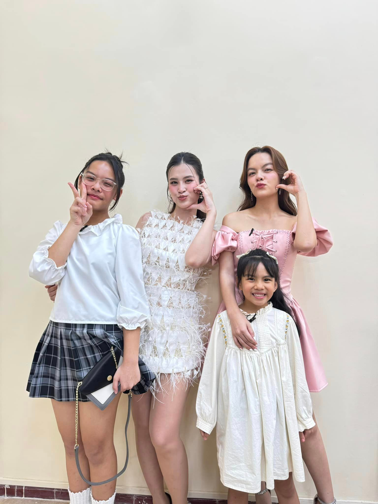 Sao Việt 1/4: Trương Ngọc Ánh đáp trả chuyện tình cảm, Mỹ Tâm khoe khu vườn đẹp - 9