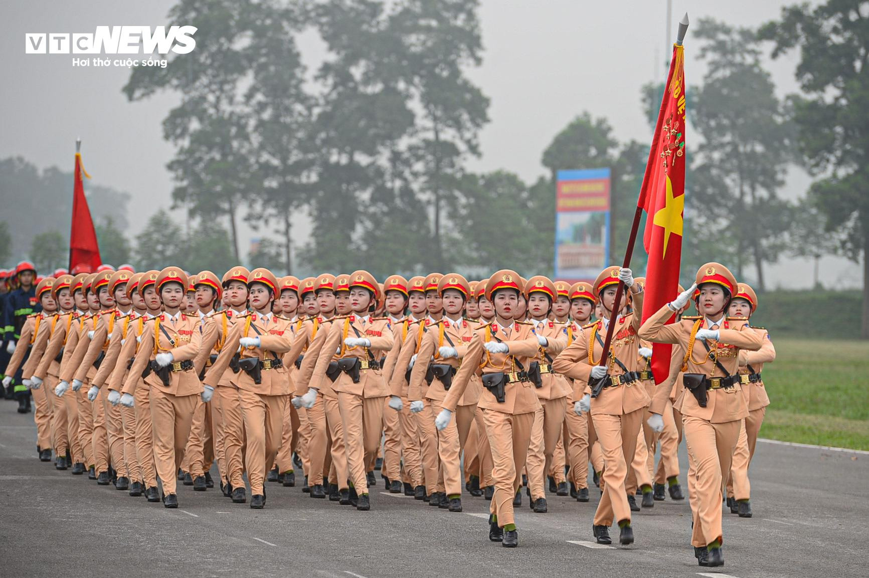 Hơn 3.000 chiến sĩ tái hiện khí thế hào hùng của Chiến thắng Điện Biên Phủ - 17