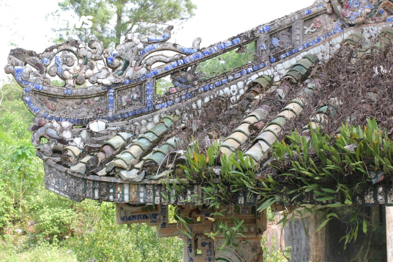 Vì sao dinh thự của 'bạo chúa miền Trung' bị bỏ hoang đến rợn người? - 7