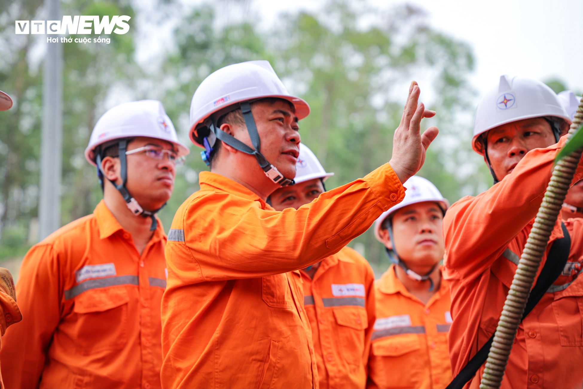 PC Hà Tĩnh nỗ lực trong công tác giảm tổn thất điện năng - 8