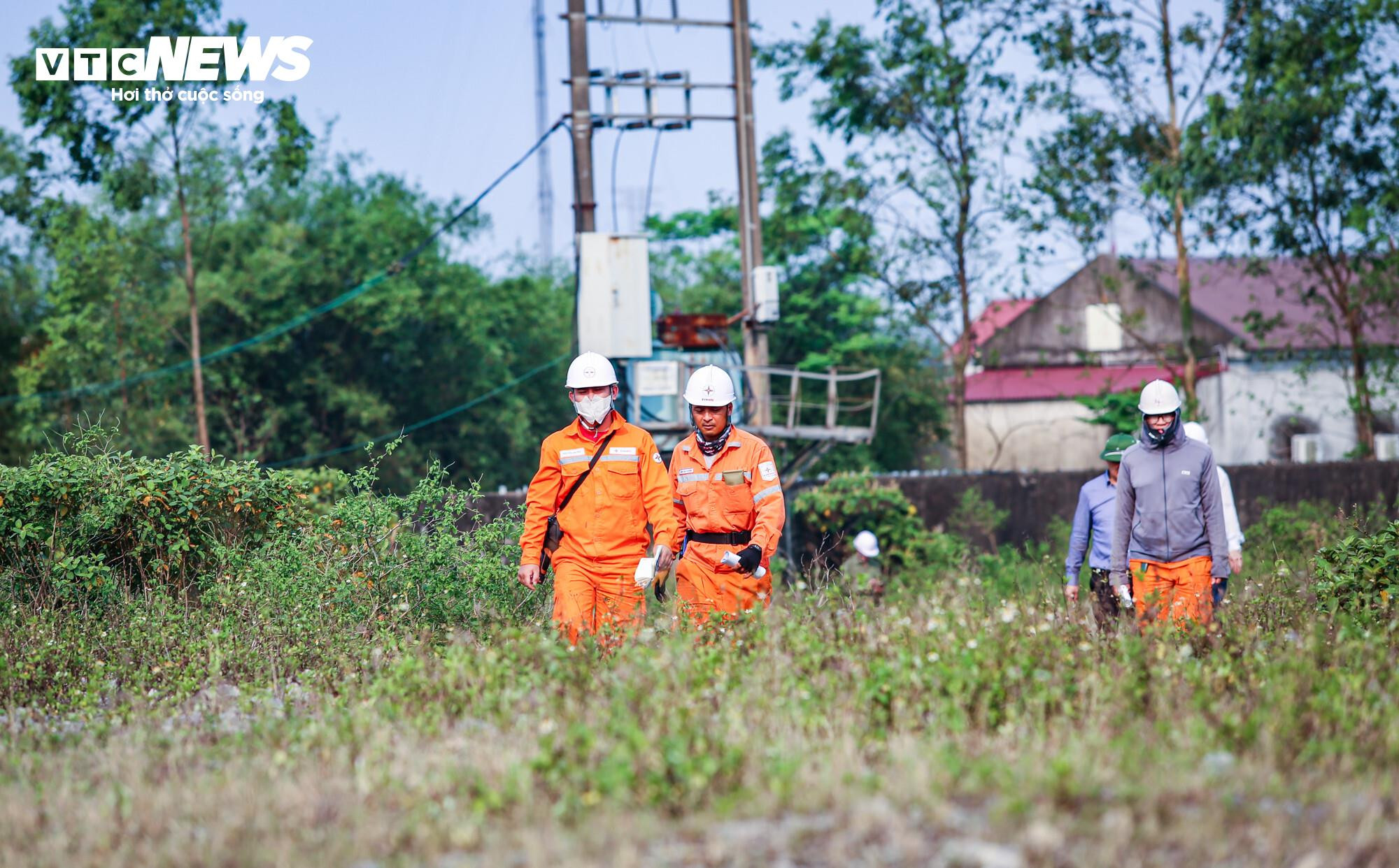 PC Hà Tĩnh nỗ lực trong công tác giảm tổn thất điện năng - 2