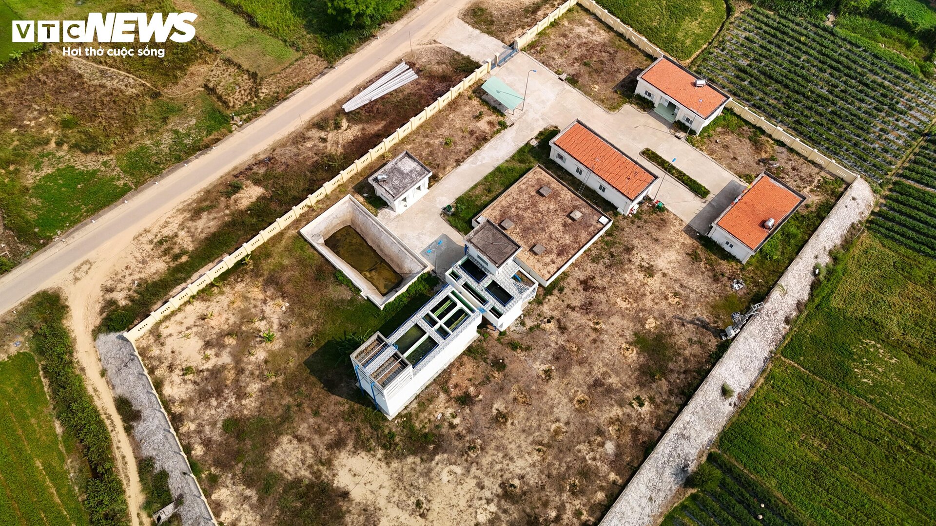 Bình Định: Dân 'khát nước' bên nhà máy nước sạch tiền tỷ - 8