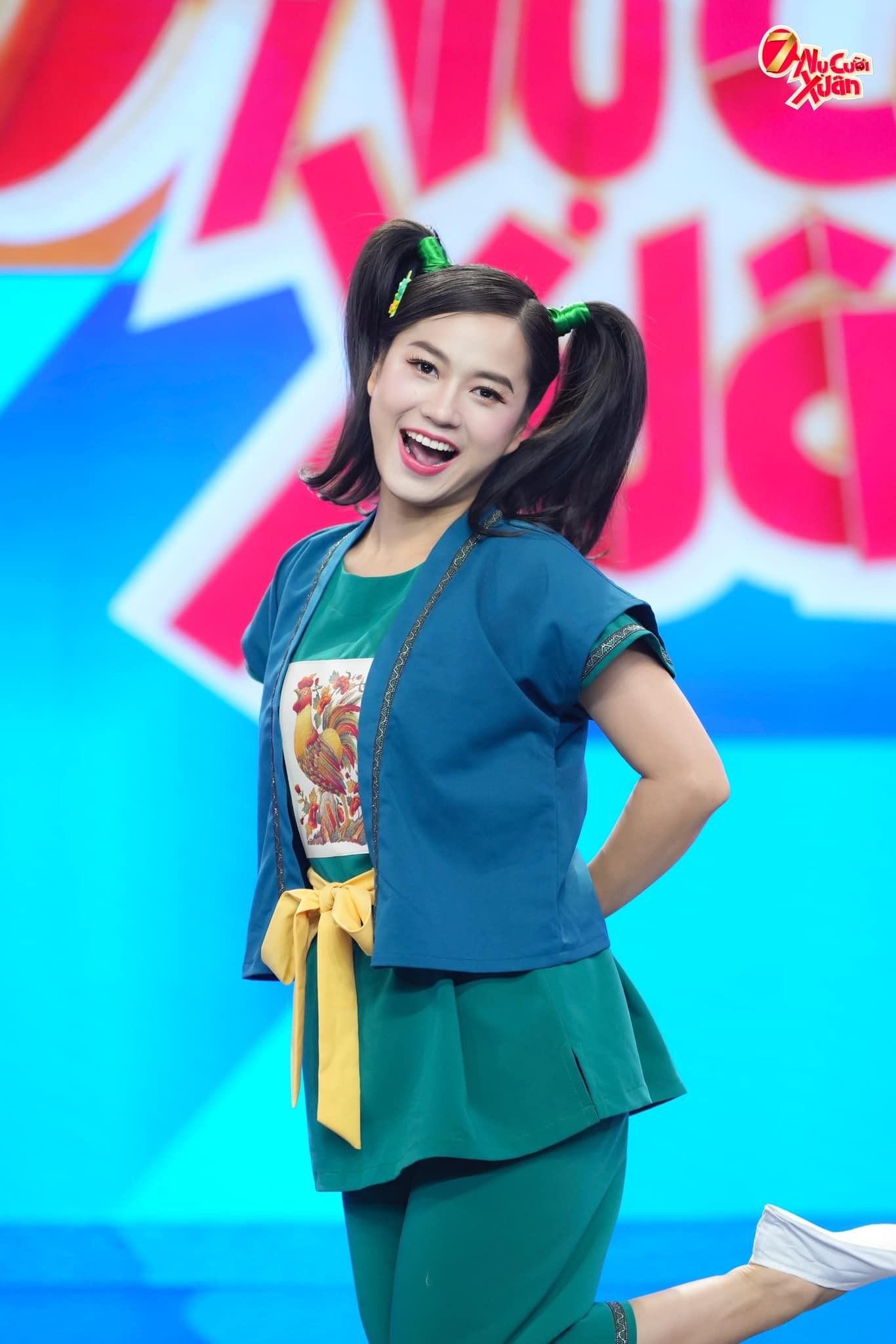 Sao Việt 15/4: Thùy Tiên hội ngộ Tiểu Vy, Hồ Ngọc Hà tạo dáng hài hước - 9