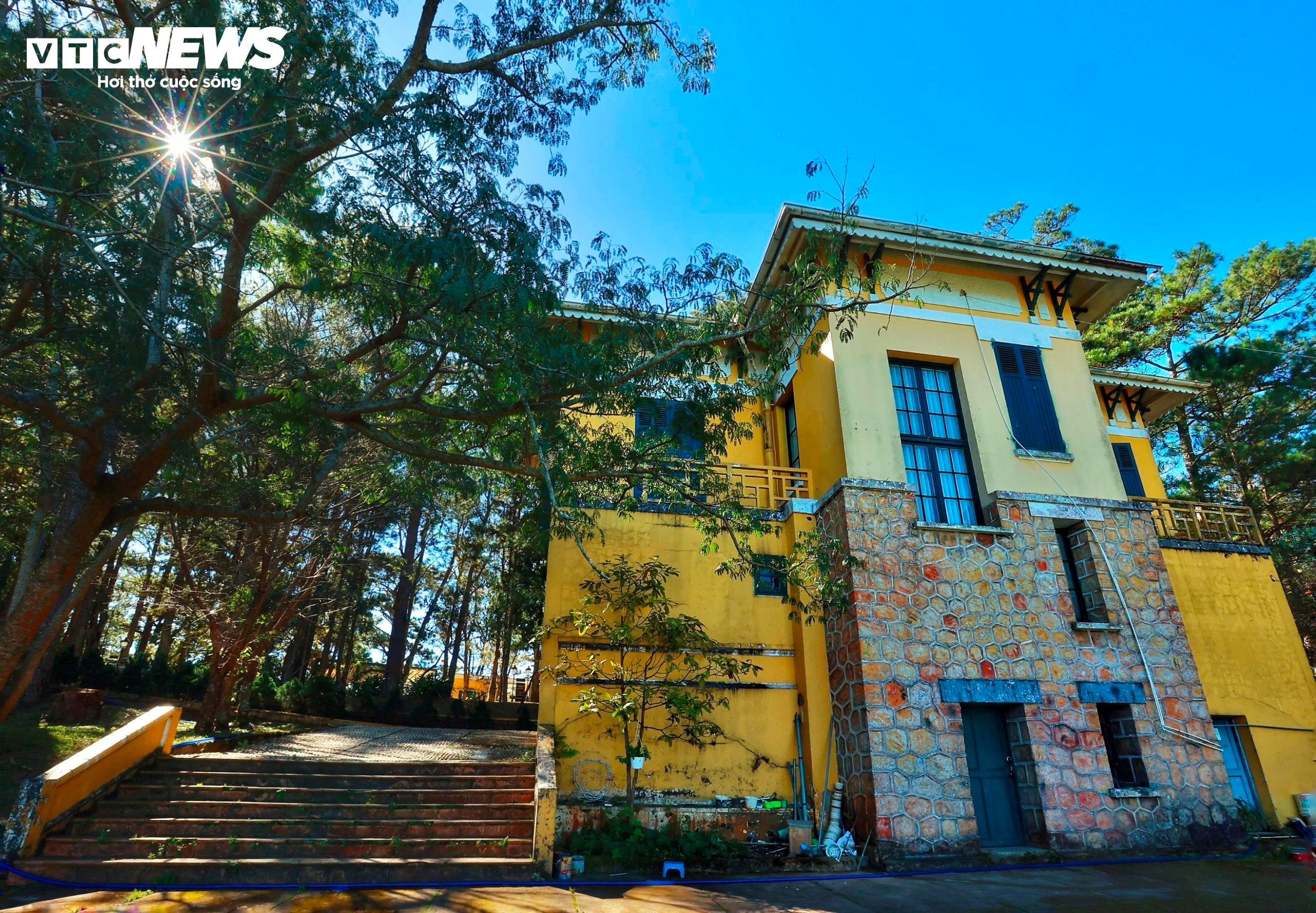 Cận cảnh Dinh I ở Đà Lạt bị tỉnh Lâm Đồng yêu cầu bàn giao, ngừng kinh doanh - 9