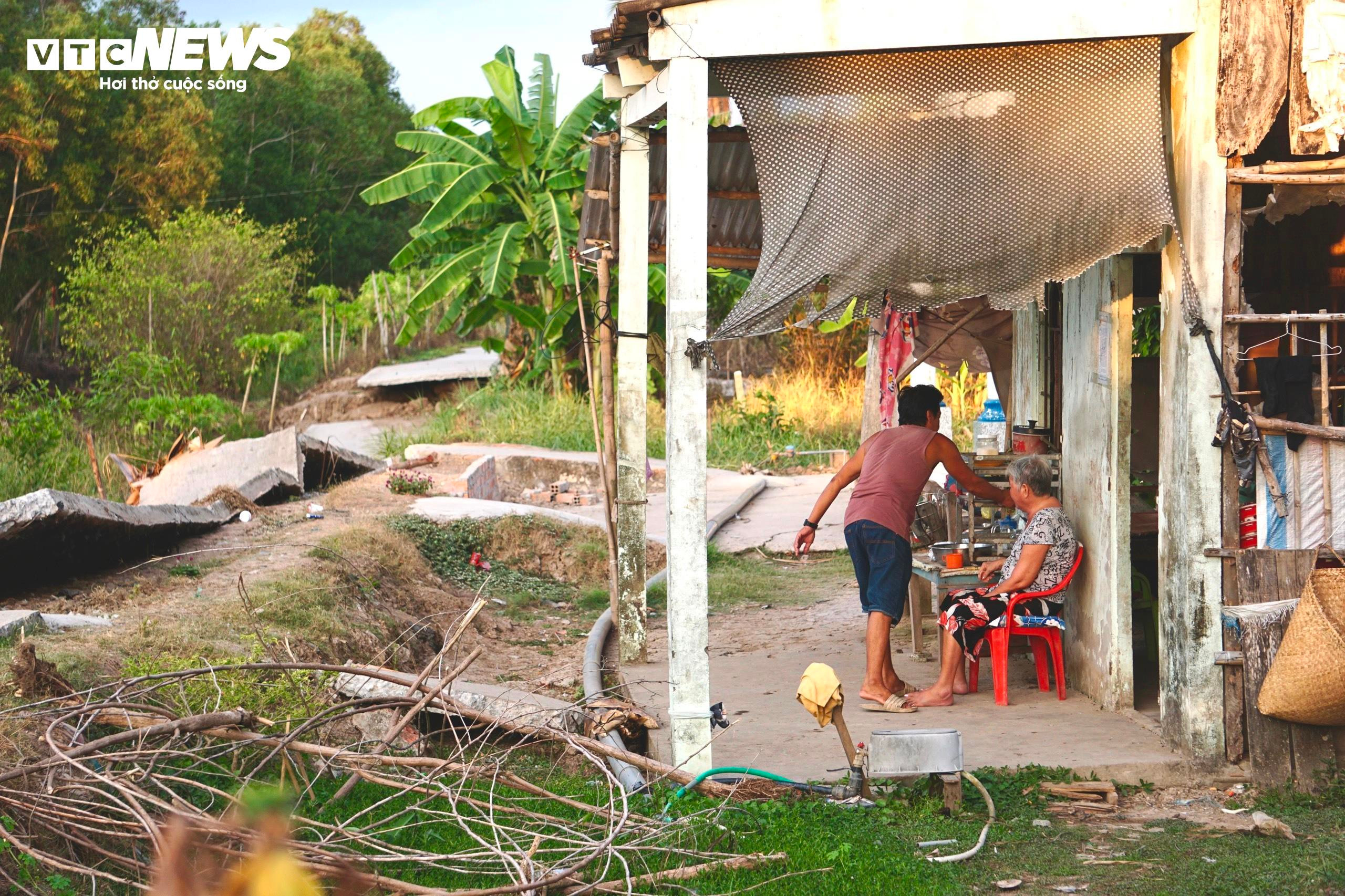 Kênh, rạch cạn khô, đường nứt toác giữa tâm vùng hạn mặn Cà Mau - 21