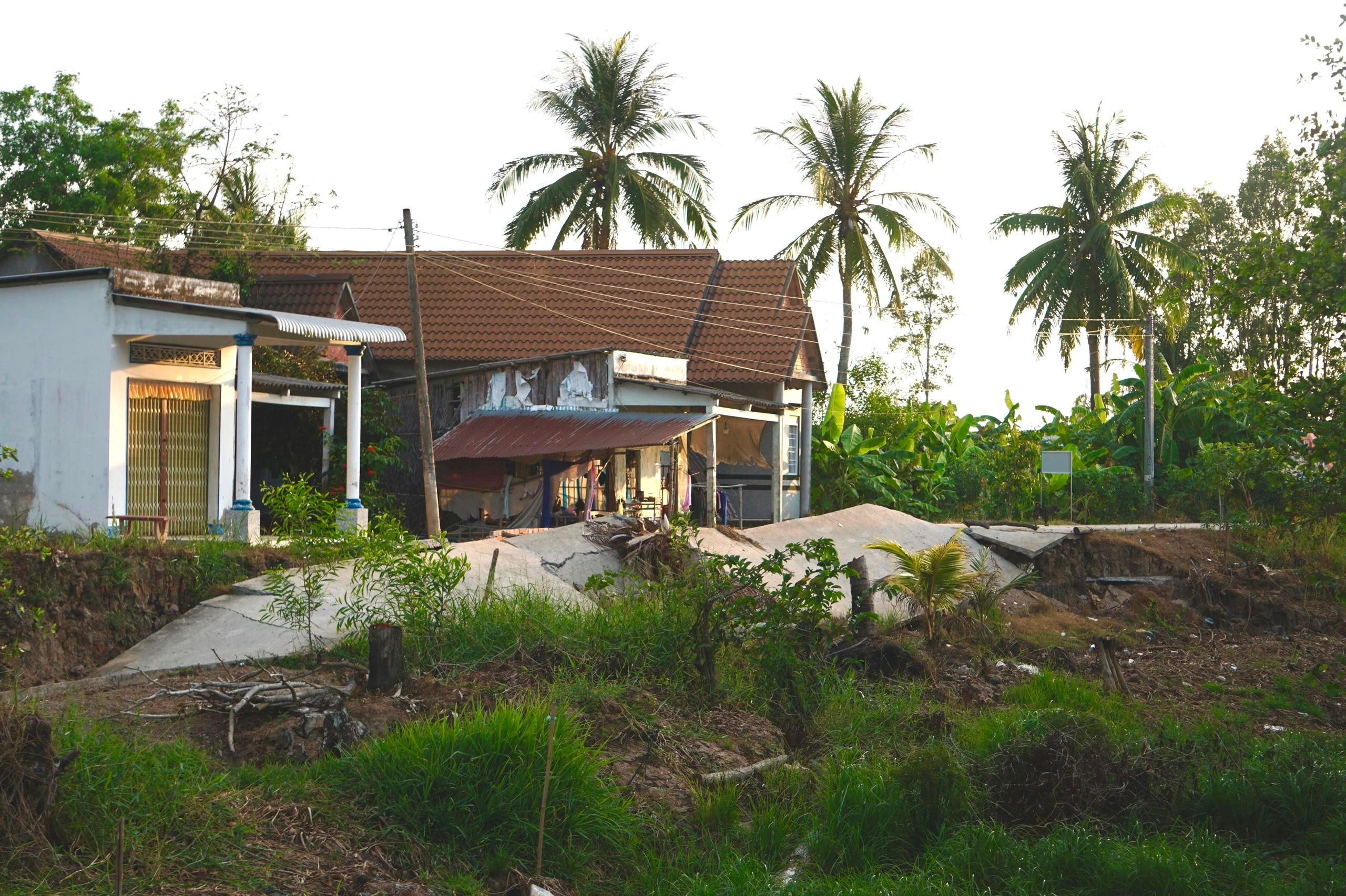 Kênh, rạch cạn khô, đường nứt toác giữa tâm vùng hạn mặn Cà Mau - 9