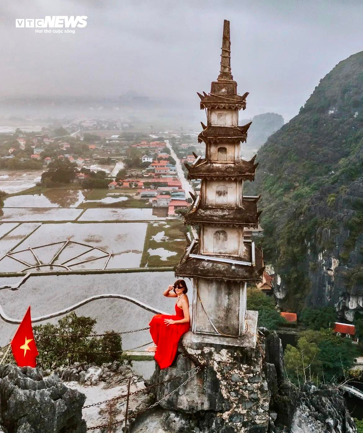 Những điều thu hút bạn trẻ ở 'thánh địa check in' Hang Múa dịp lễ 30/4-1/5 - 6