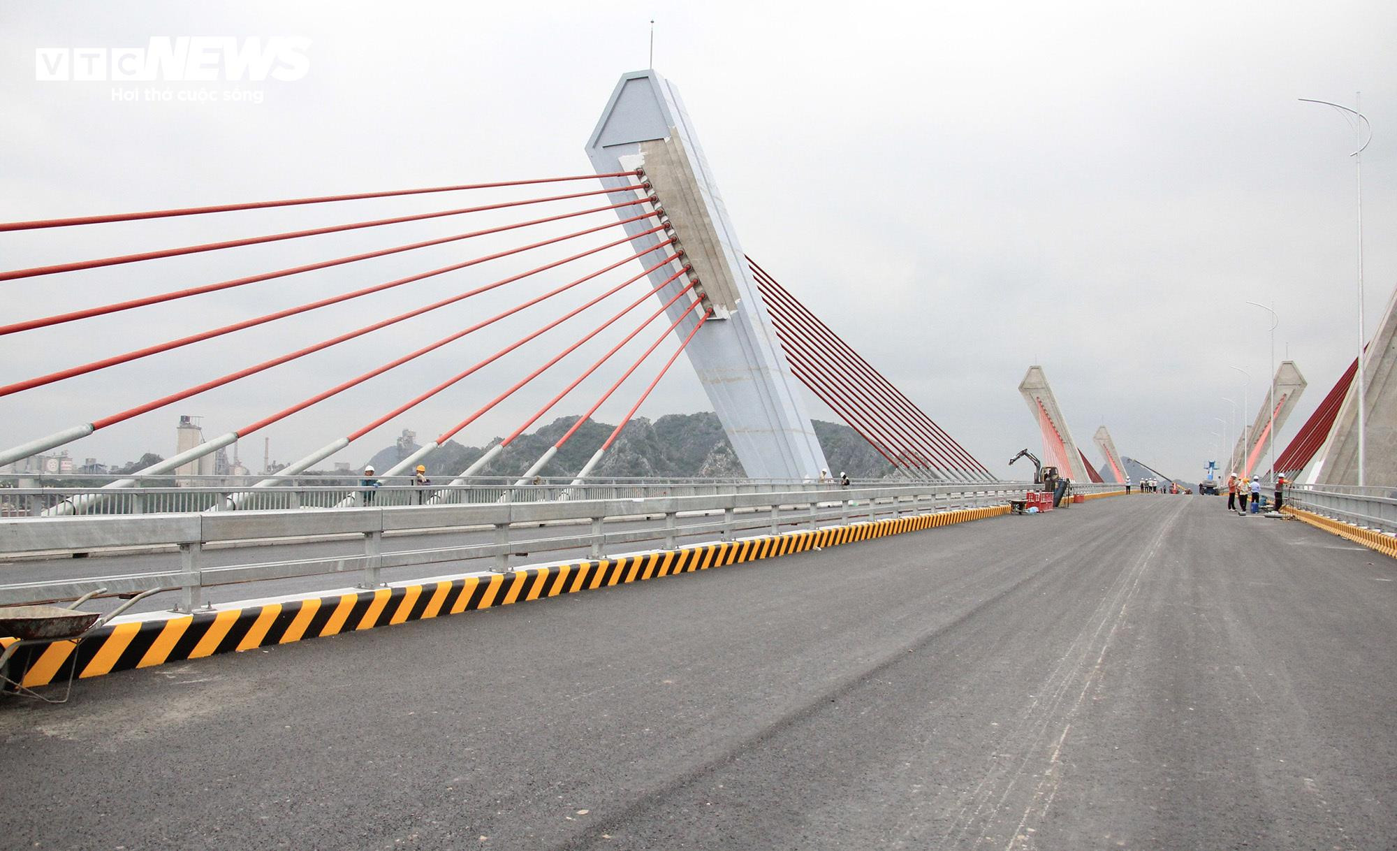 Cầu Bến Rừng gần 2.000 tỷ đồng nối Hải Phòng với Quảng Ninh trước ngày thông xe - 6