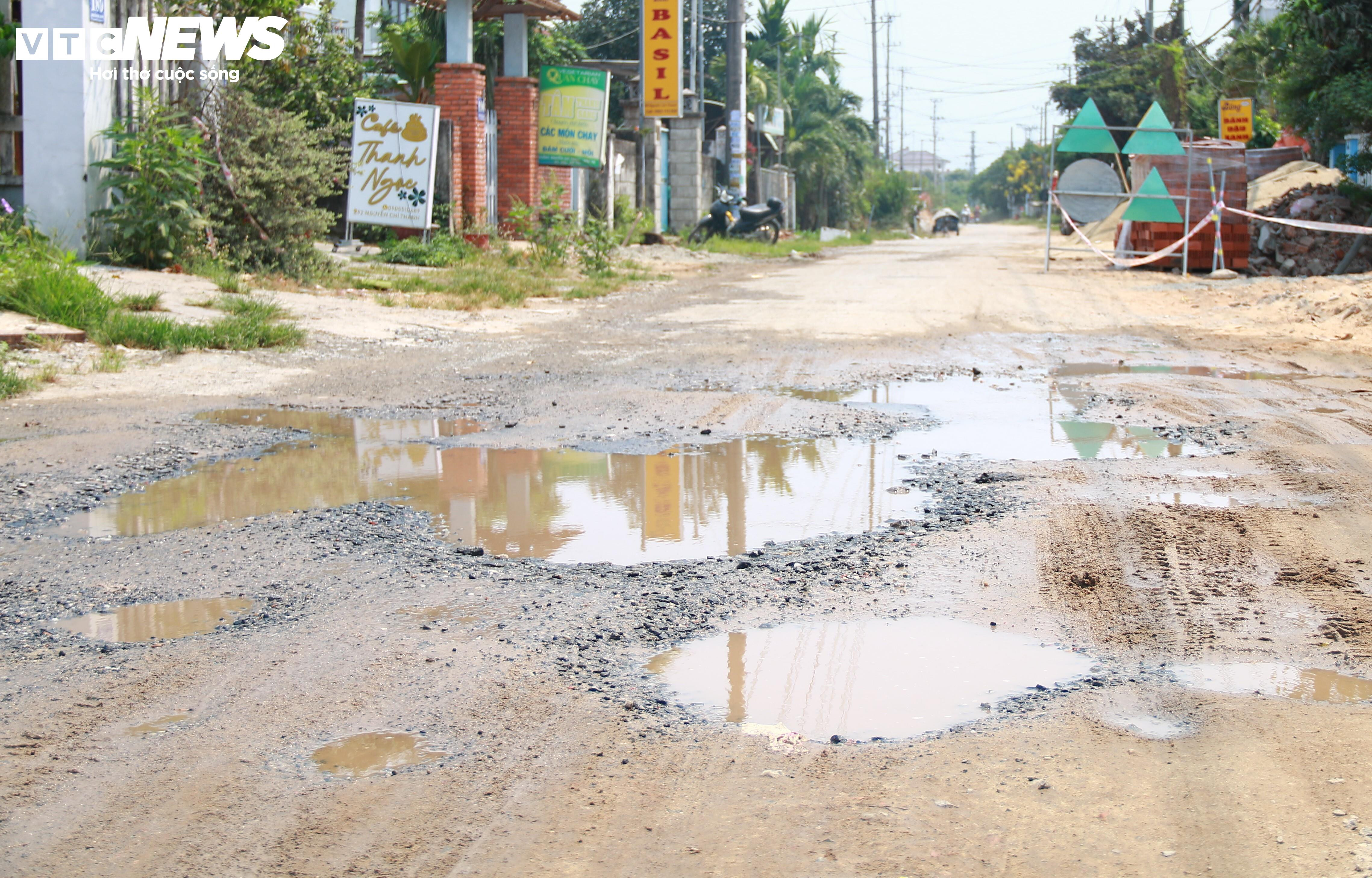 Đường trăm tỷ ở Hội An 'làm mãi không xong', dân kêu trời vì ô nhiễm - 6