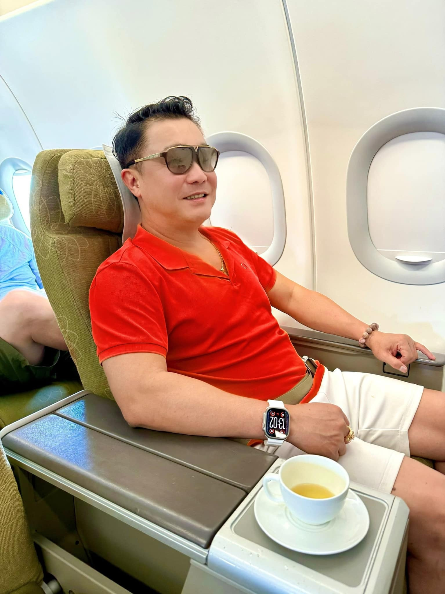 Sao Việt 29/4: Sơn Tùng khác lạ, Minh Hằng đẹp mặn mà sau sinh - 7