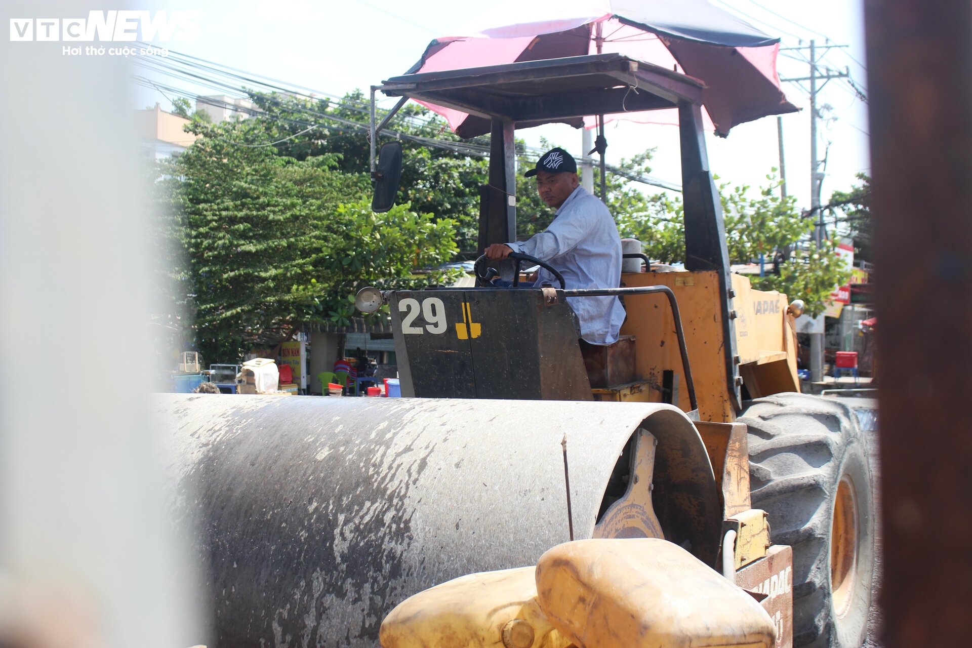 TP.HCM: 9 năm khởi công, 2,5 km đường Lương Định Của vẫn chưa xong - 6