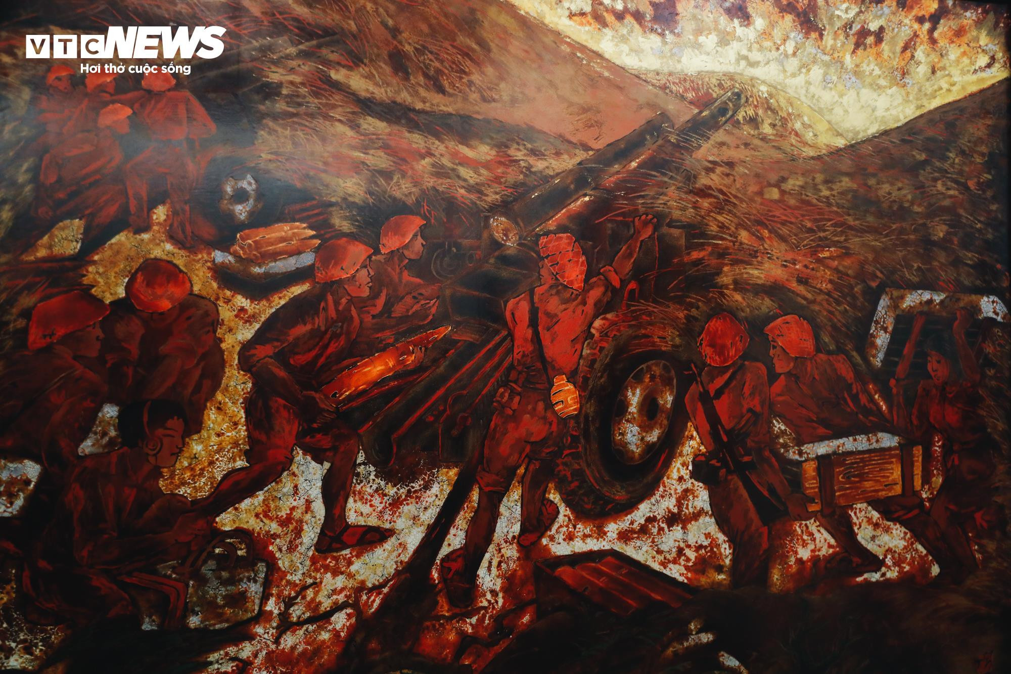 Tái hiện Chiến dịch Điện Biên Phủ hào hùng qua tranh vẽ - 1
