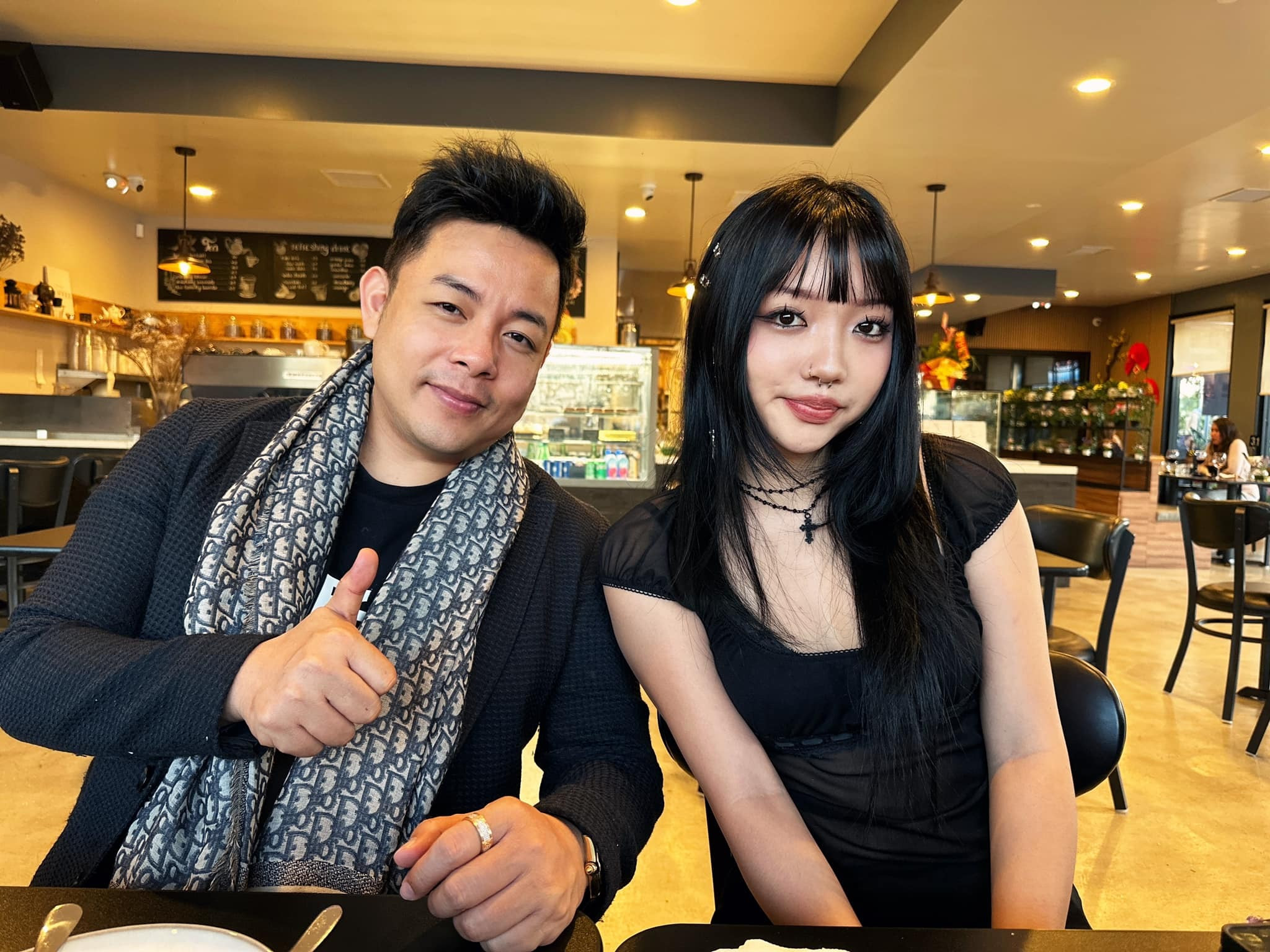 Sao Việt 7/5: Lý Nhã Kỳ khoe tóc mới, Jennifer Phạm tình tứ bên chồng doanh nhân - 8