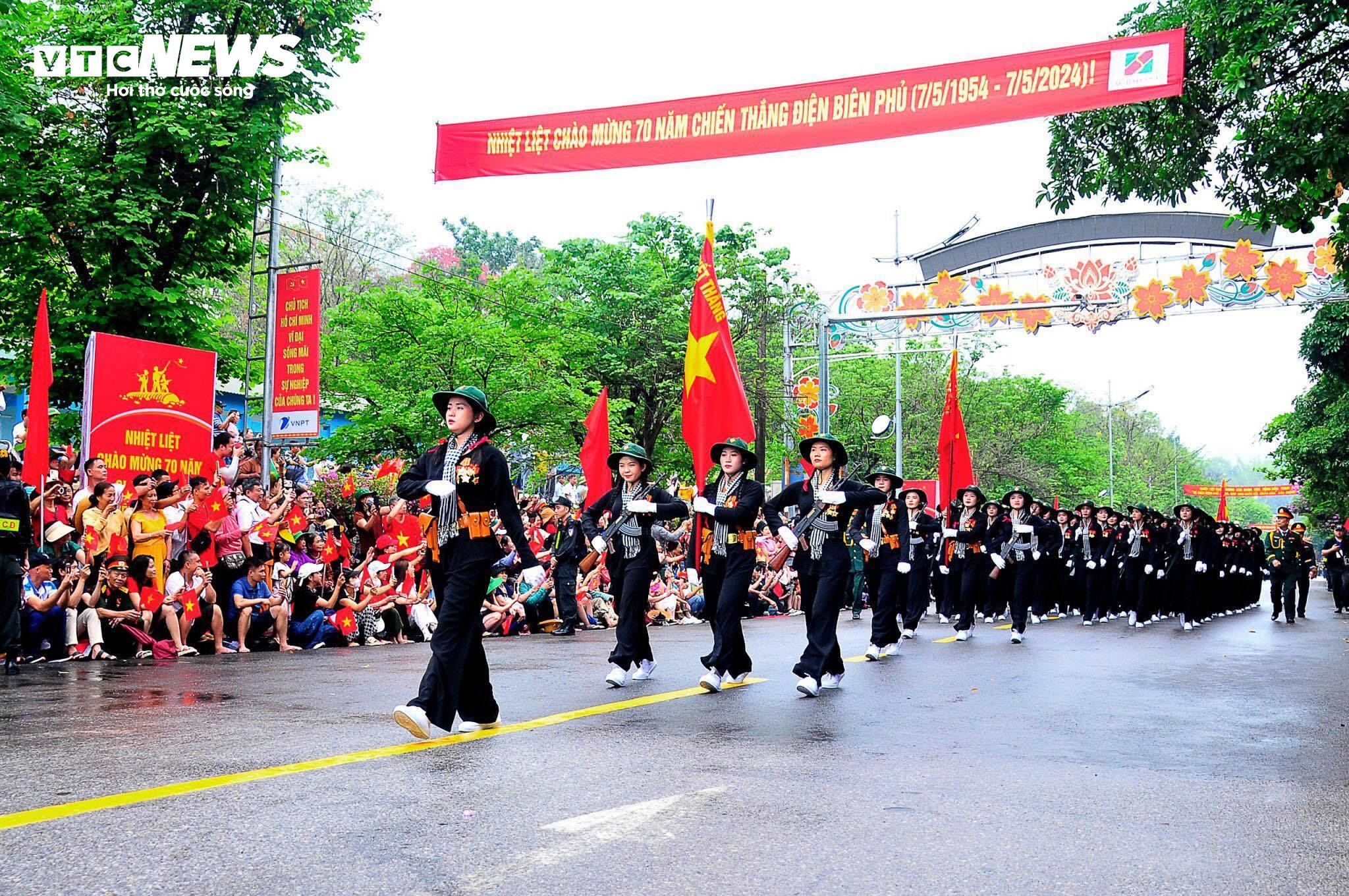 Hào hùng Lễ diễu binh, diễu hành Kỷ niệm 70 năm Chiến thắng Điện Biên Phủ - 30