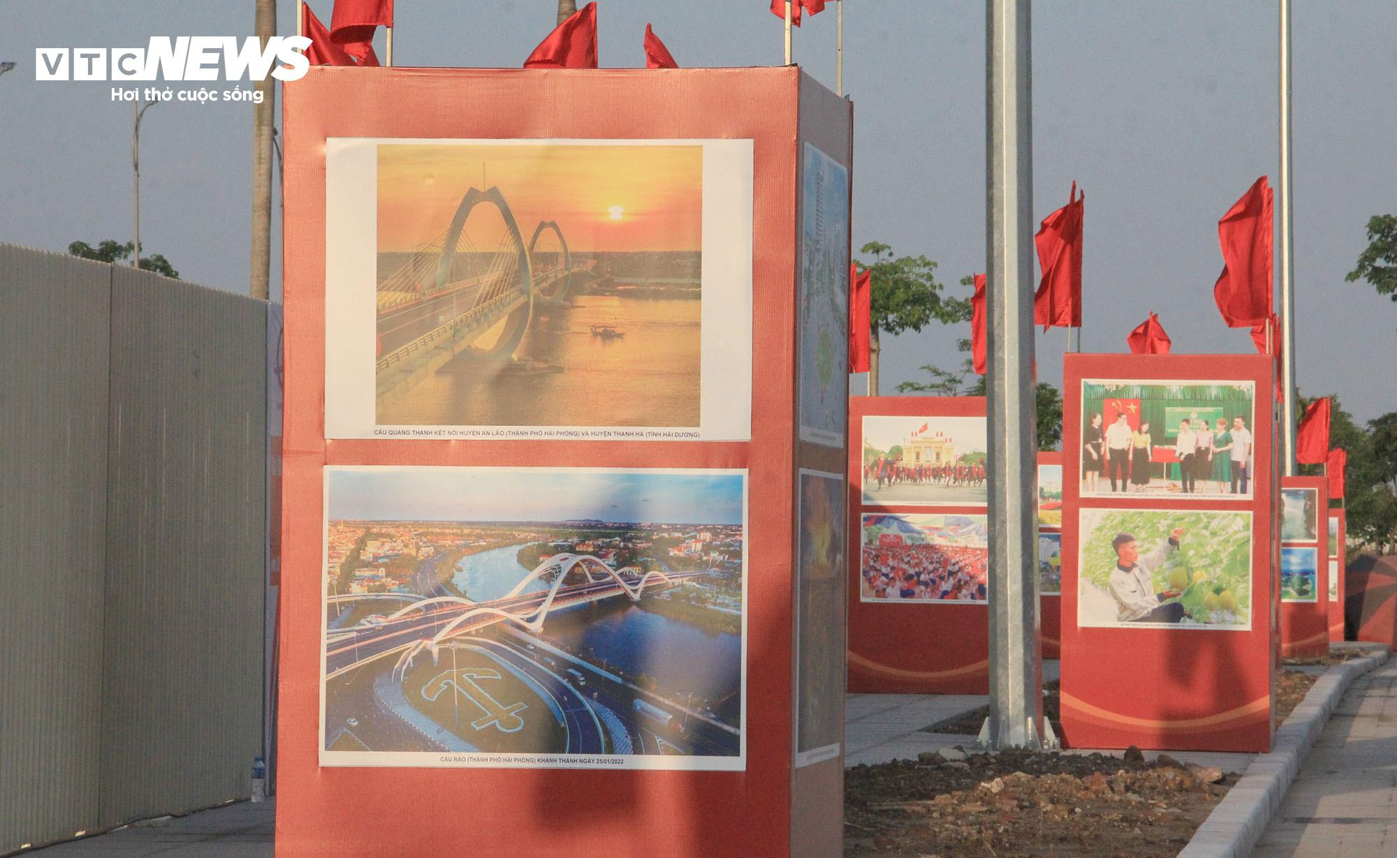 Sân khấu Lễ hội Hoa phượng đỏ có sức chứa 18.000 người ở Hải Phòng - 28