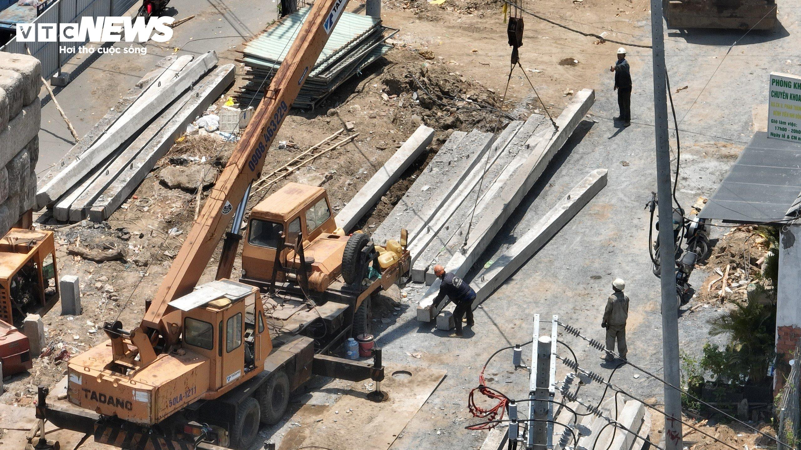 Cận cảnh 2 cây cầu huyết mạch ở TP.HCM dự kiến thông xe cuối năm 2024 - 9