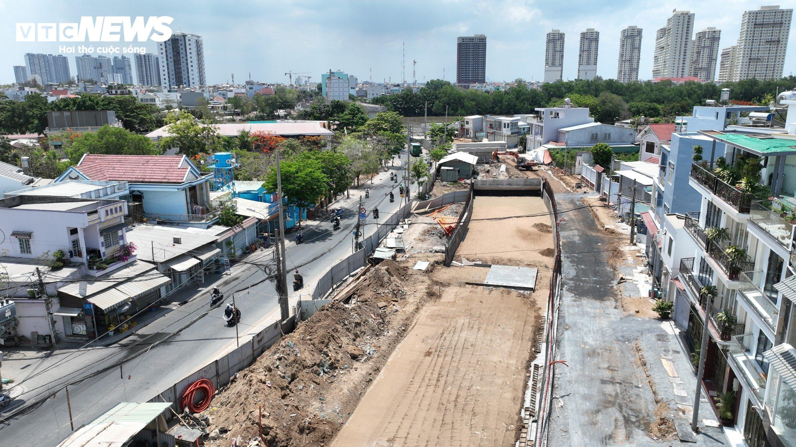 Cận cảnh 2 cây cầu huyết mạch ở TP.HCM dự kiến thông xe cuối năm 2024 - 4