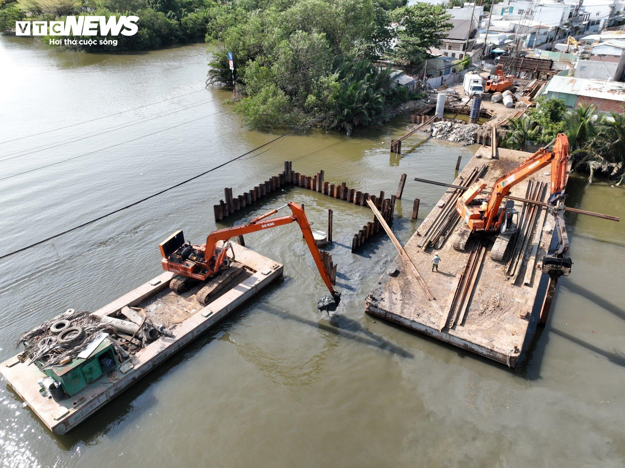 Cận cảnh 2 cây cầu huyết mạch ở TP.HCM dự kiến thông xe cuối năm 2024 - 14