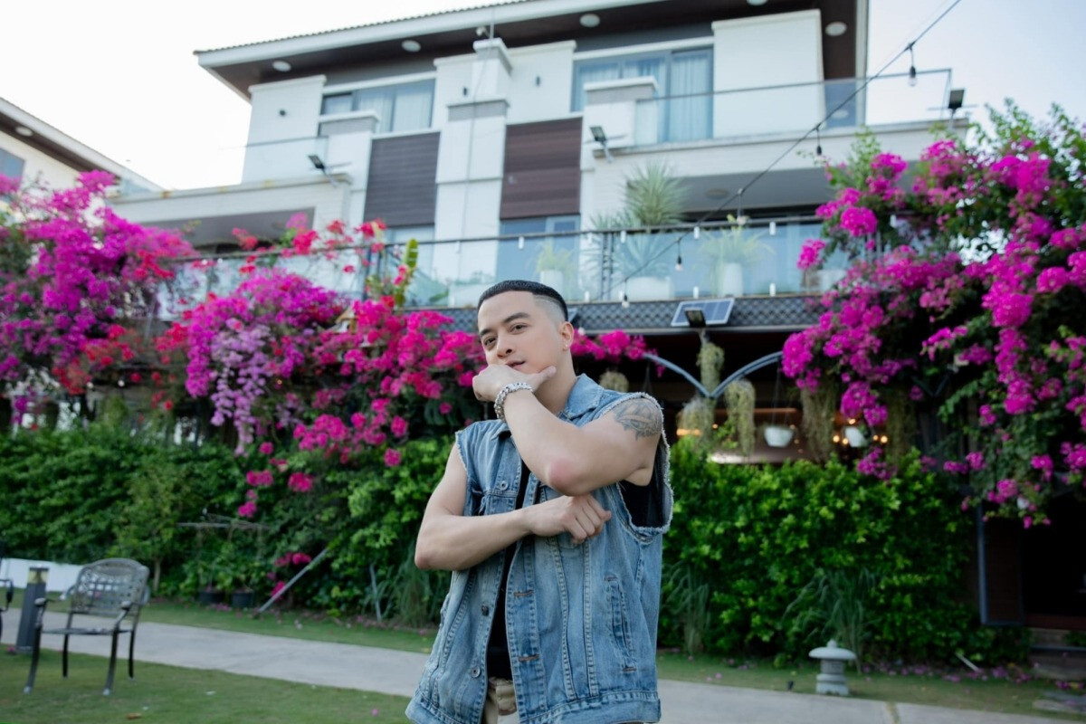 Sao Việt 14/5: Quang Lê khoe ảnh 'mới vào đời', Trịnh Kim Chi quyến rũ ở tuổi 53 - 8