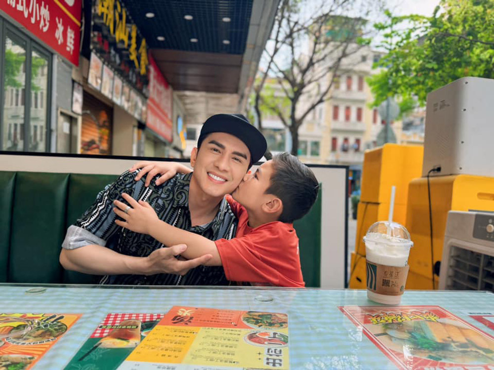 Sao Việt 15/5: Trấn Thành đăng ảnh hiếm ngày nhỏ, Trường Giang khoe hậu phương - 5