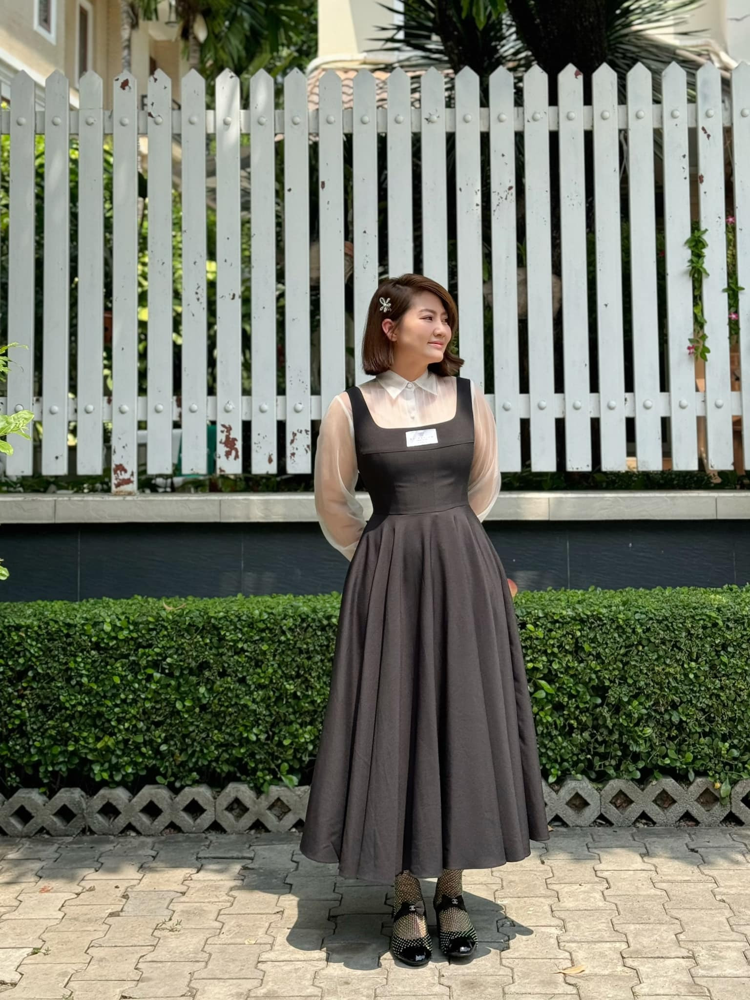 Sao Việt 15/5: Trấn Thành đăng ảnh hiếm ngày nhỏ, Trường Giang khoe hậu phương - 3