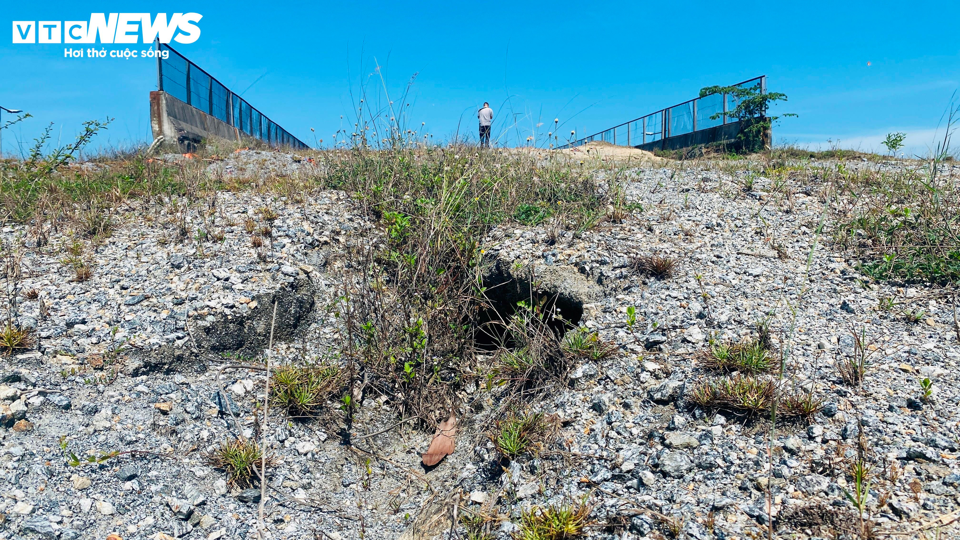 Cao tốc vận hành 6 năm, nút giao Dung Quất - Trì Bình vẫn 'giậm chân tại chỗ' - 3