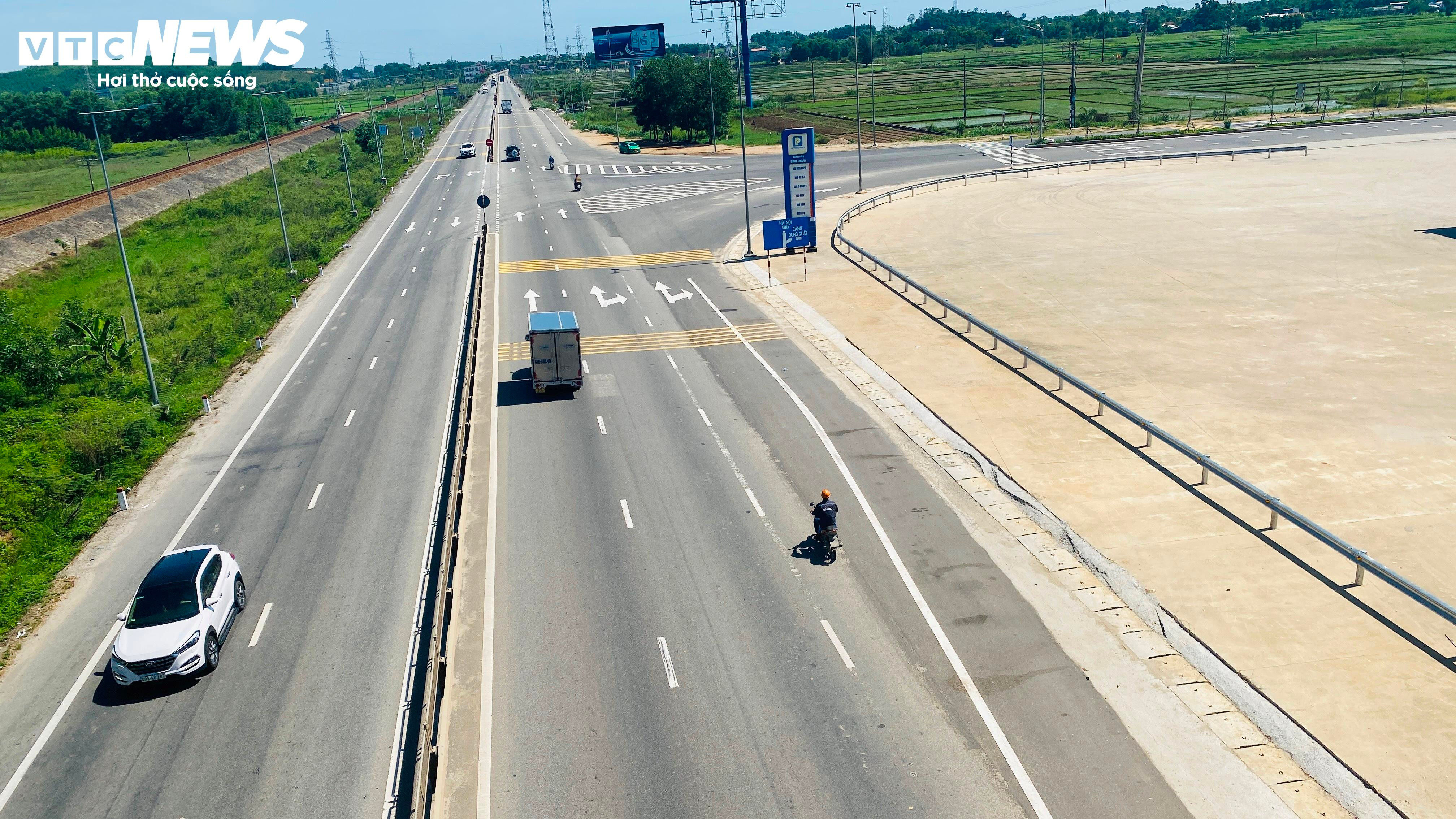 Cao tốc vận hành 6 năm, nút giao Dung Quất - Trì Bình vẫn 'giậm chân tại chỗ' - 8