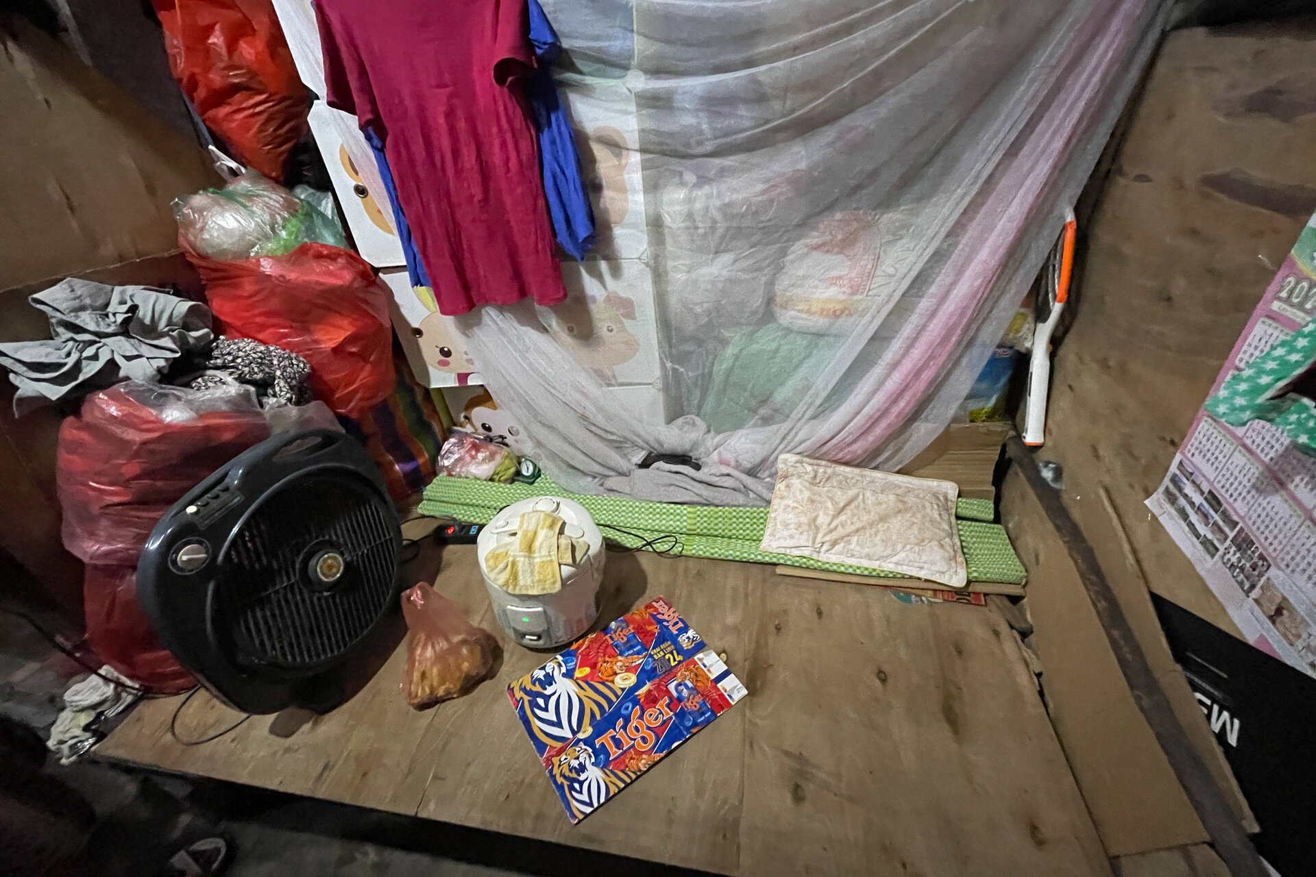 Bữa cơm khốn khó thời vật giá leo thang ở xóm trọ nghèo giữa Hà Nội - 7