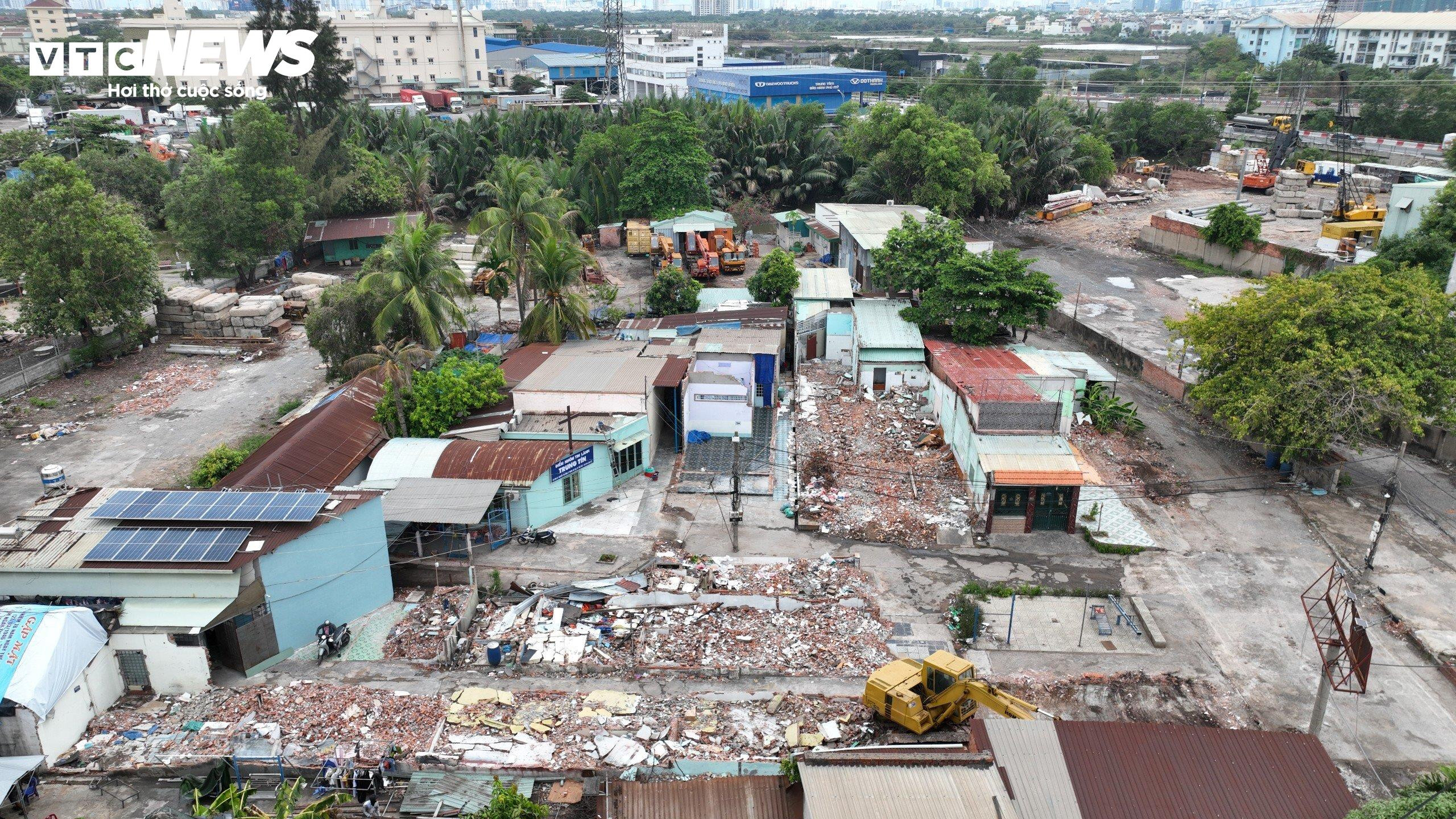 Cận cảnh 3 con đường tại TP.HCM được đề xuất mở rộng, xây mới lên 12 làn xe - 5