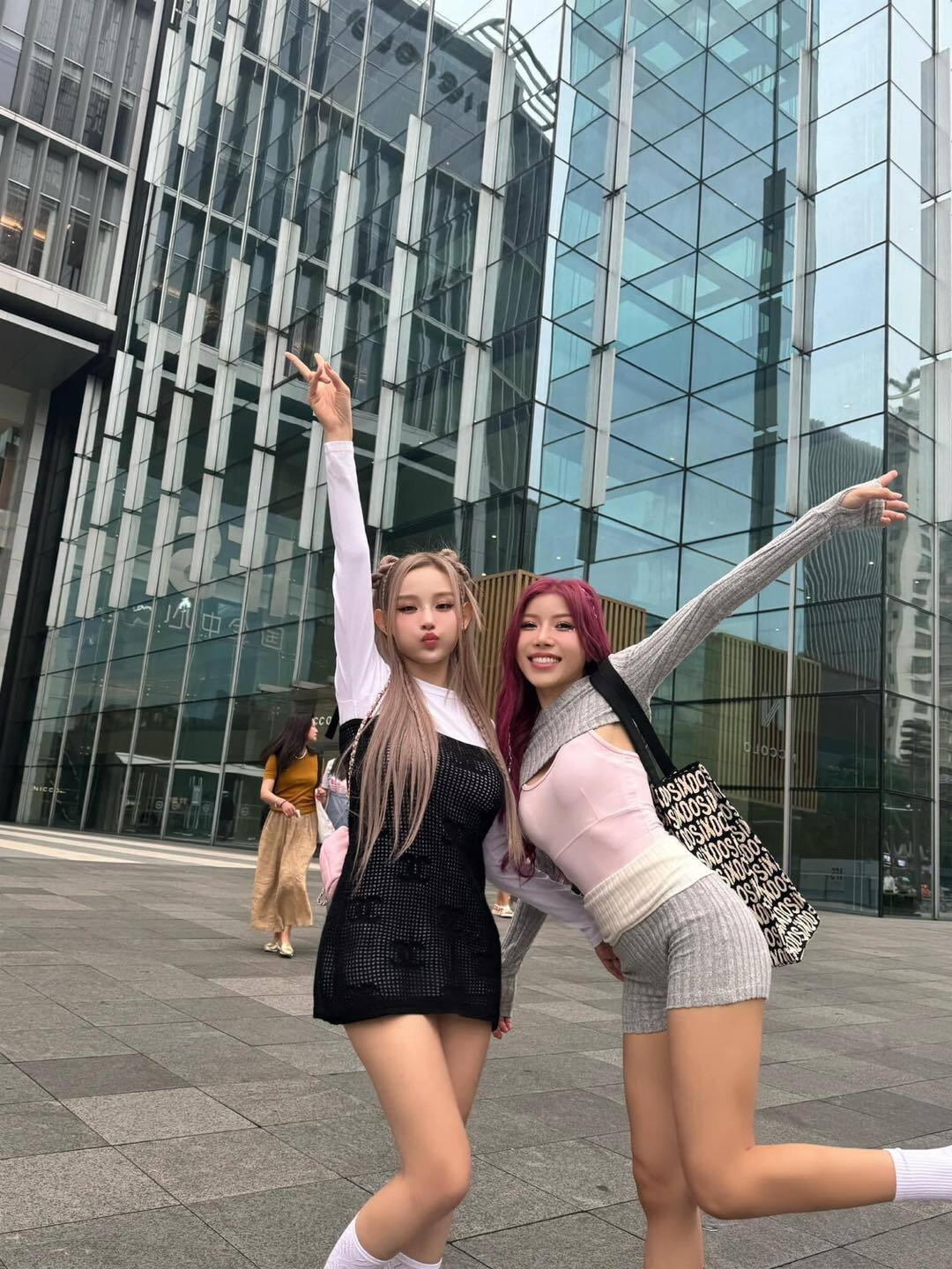 Sao Việt 3/6: Lệ Quyên nhắc chuyện chia tay, Bằng Kiều tình tứ với bạn gái - 2