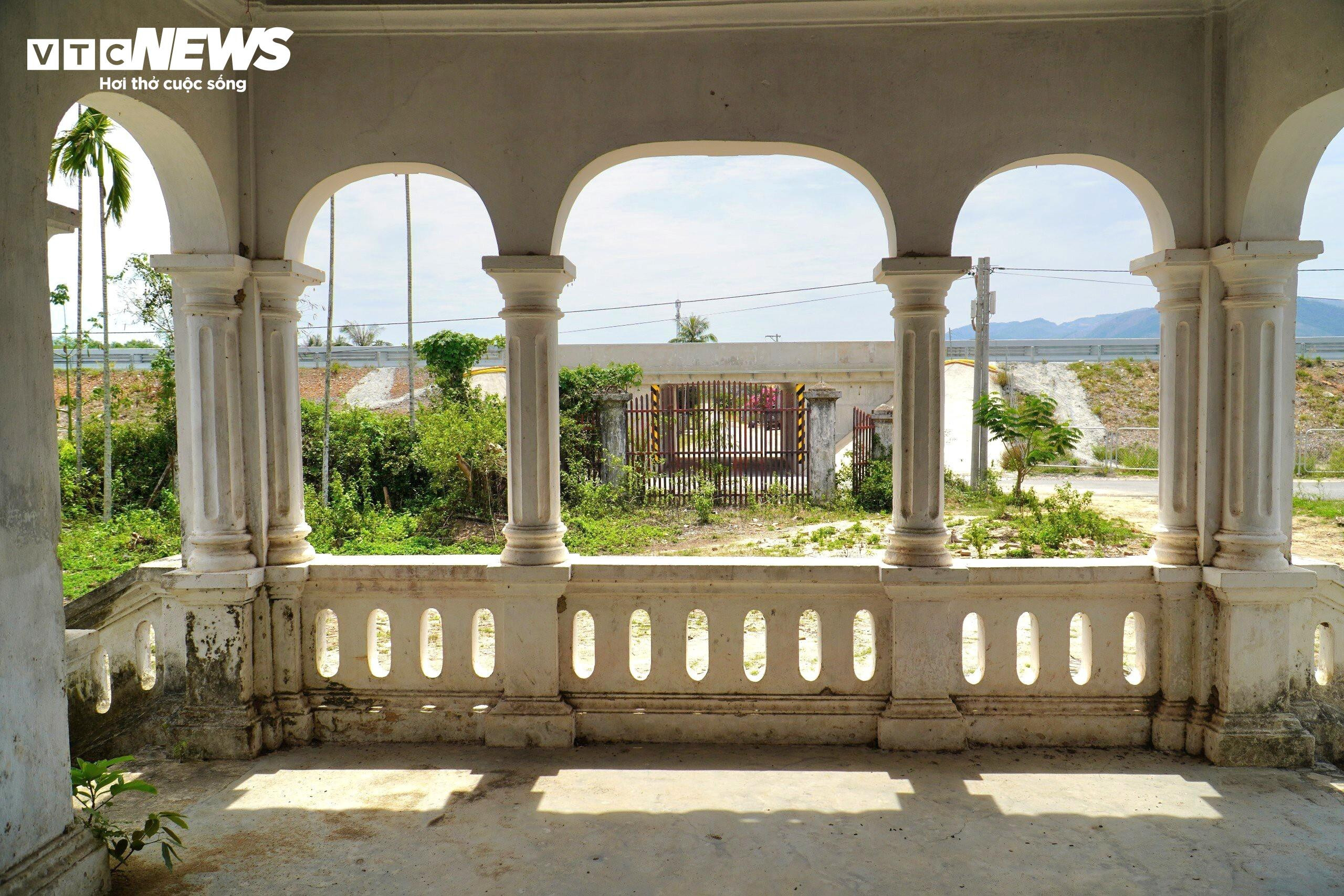 Cận cảnh ngôi nhà 100 tuổi được Khánh Hòa kêu gọi tu bổ - 6