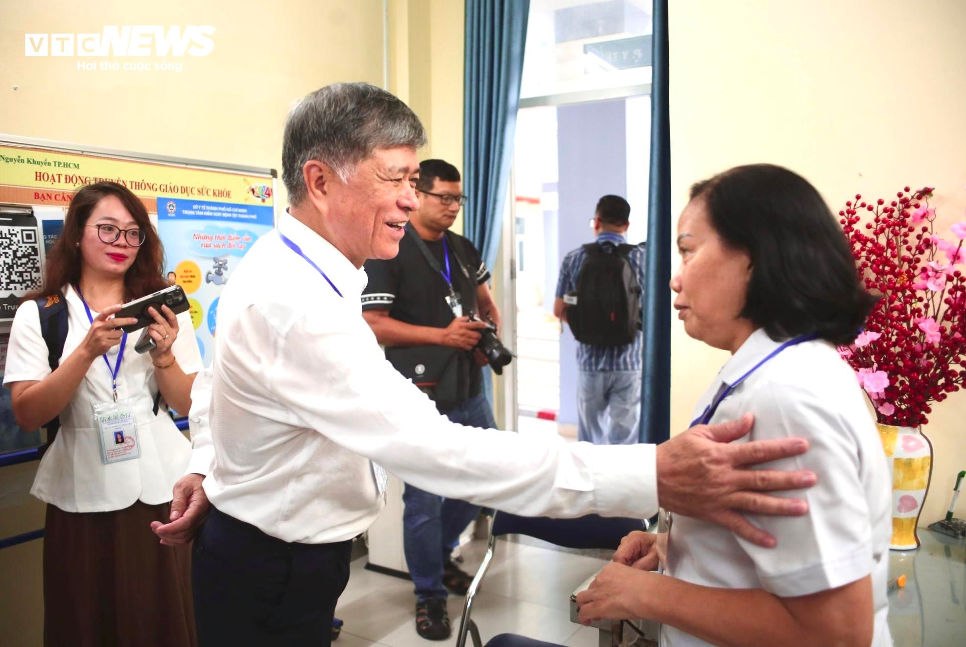 Gần 100.000 thí sinh TP.HCM thi môn đầu tiên vào lớp 10 - 6