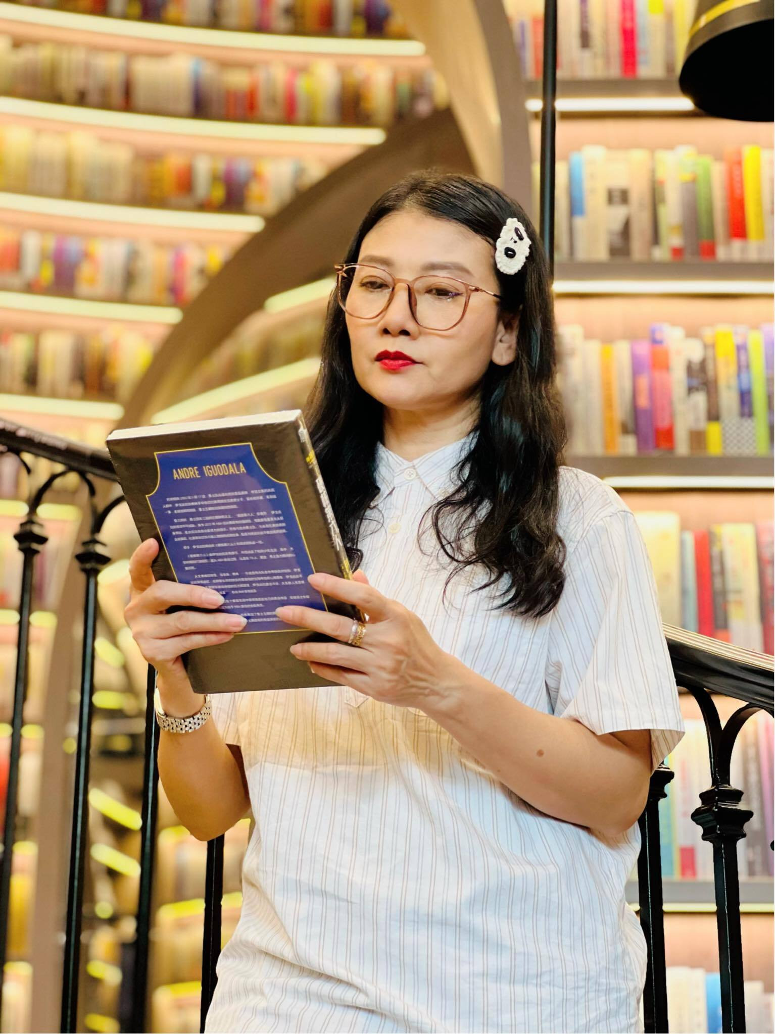 Sao Việt 8/6: Hồng Nhung trẻ trung ở tuổi 54, Hoa hậu Ý Nhi làm thiện nguyện - 11