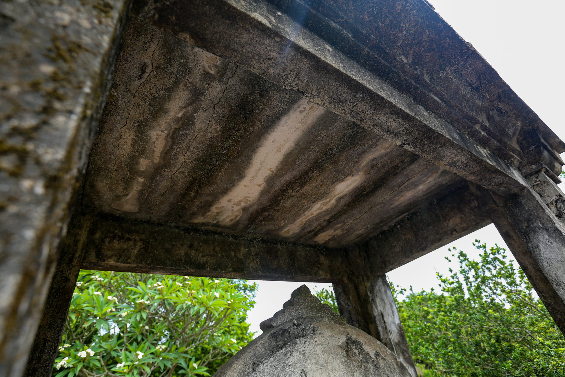 Ngôi đình cổ bậc nhất xứ Nghệ xuống cấp, nguy cơ đổ sập - 11