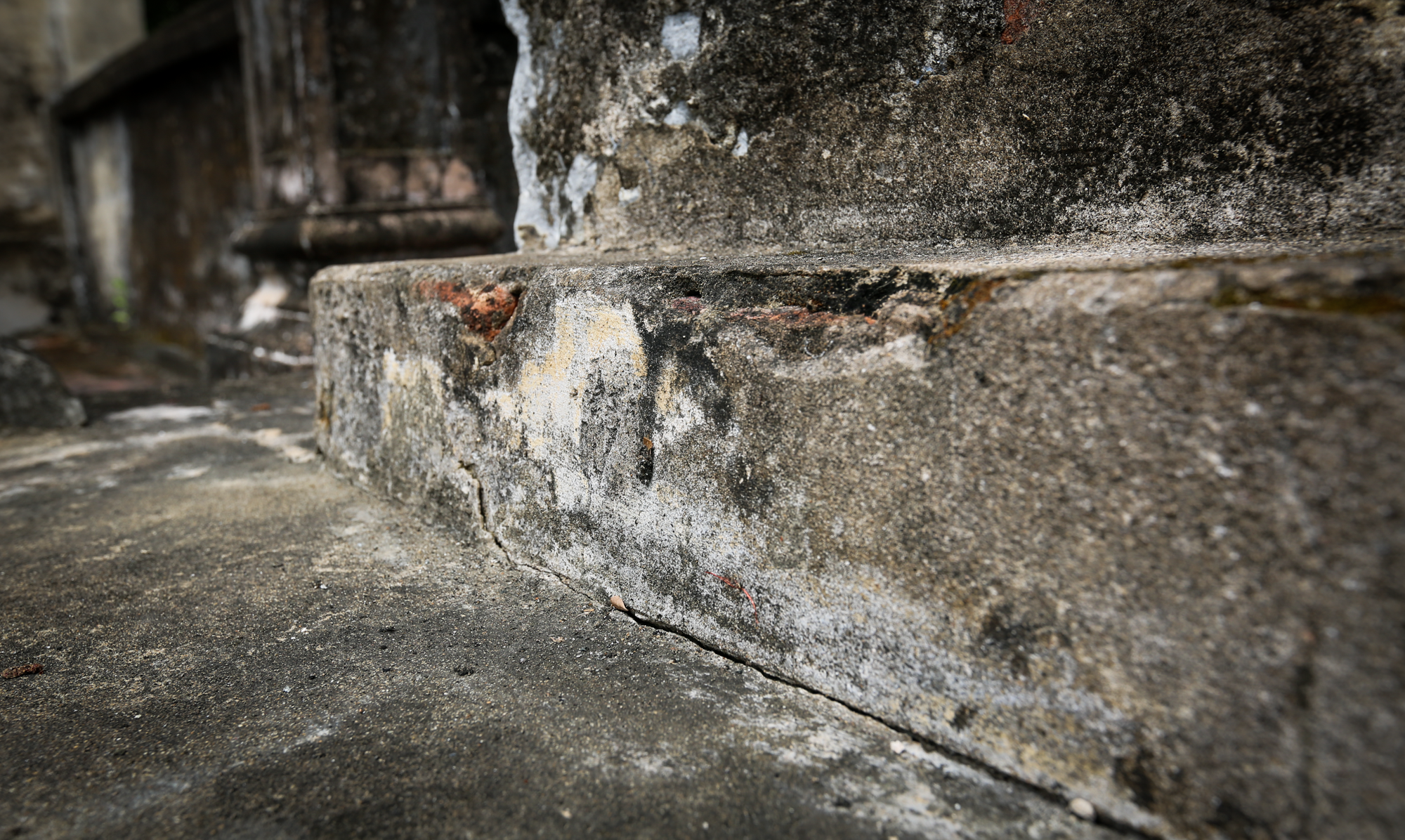 Ngôi đình cổ bậc nhất xứ Nghệ xuống cấp, nguy cơ đổ sập - 12