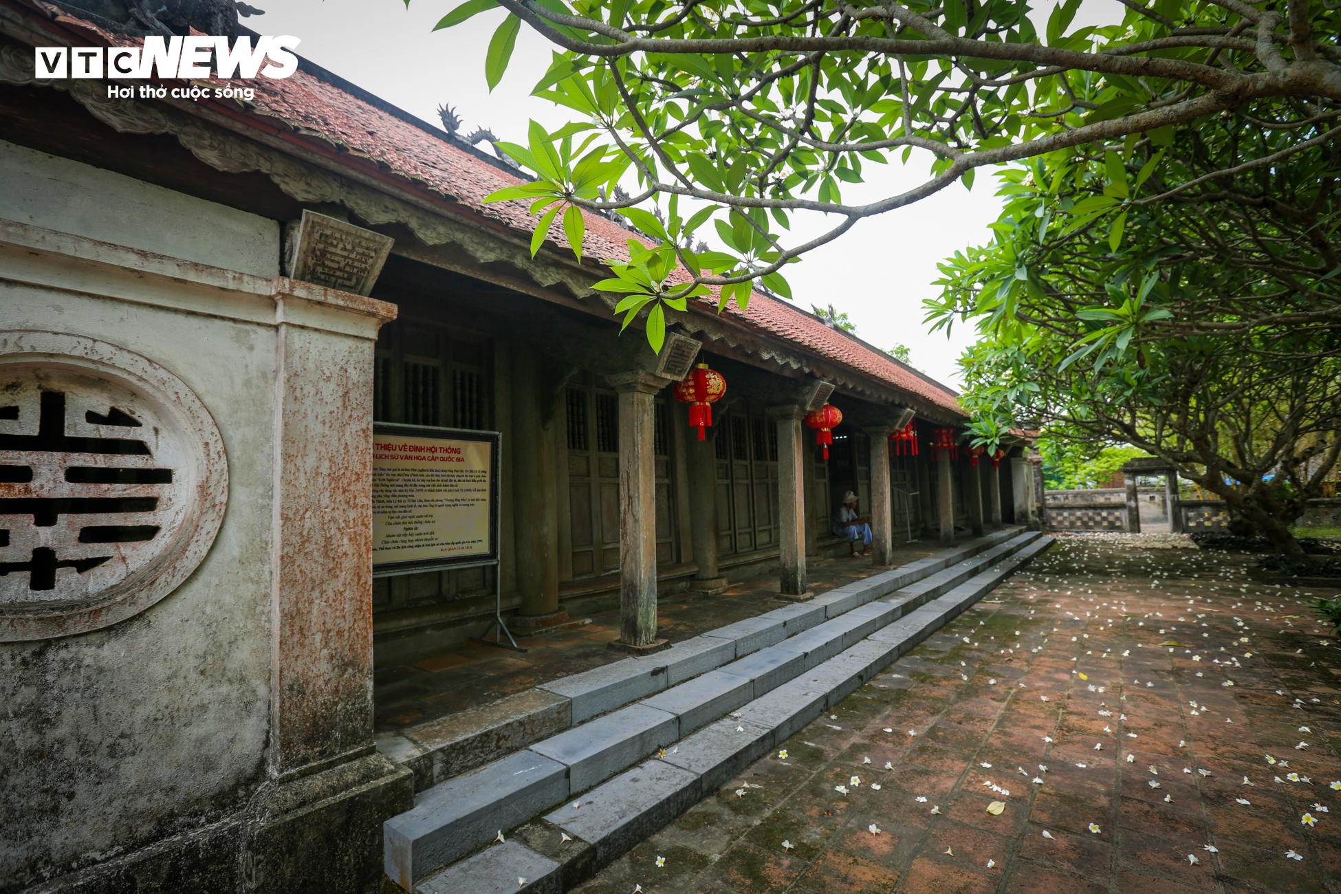 Ngôi đình cổ bậc nhất xứ Nghệ xuống cấp, nguy cơ đổ sập - 6