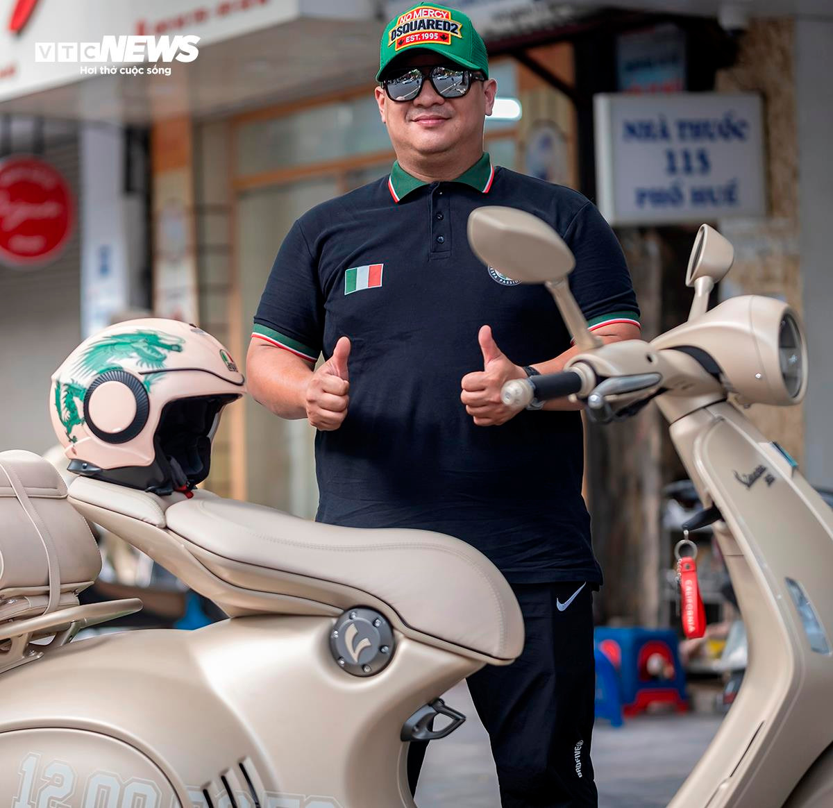 Chi hơn nửa tỷ đồng mua Vespa 946 Rồng bản giới hạn rồi mang đi ‘phượt’ - 1