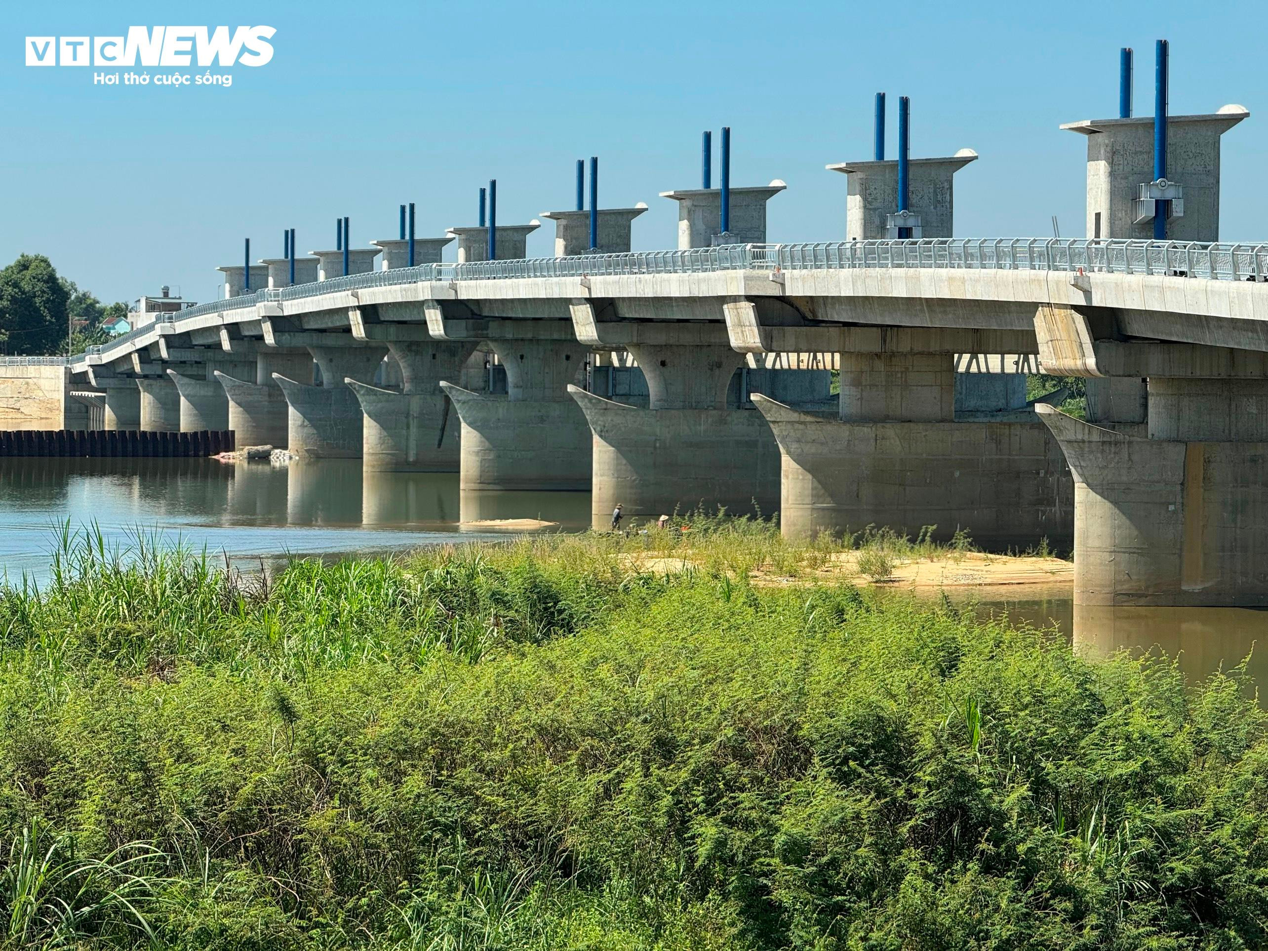 2 lần gia hạn tiến độ, dự án đập dâng gần 1.500 tỷ đồng ở Quảng Ngãi vẫn dang dở - 1