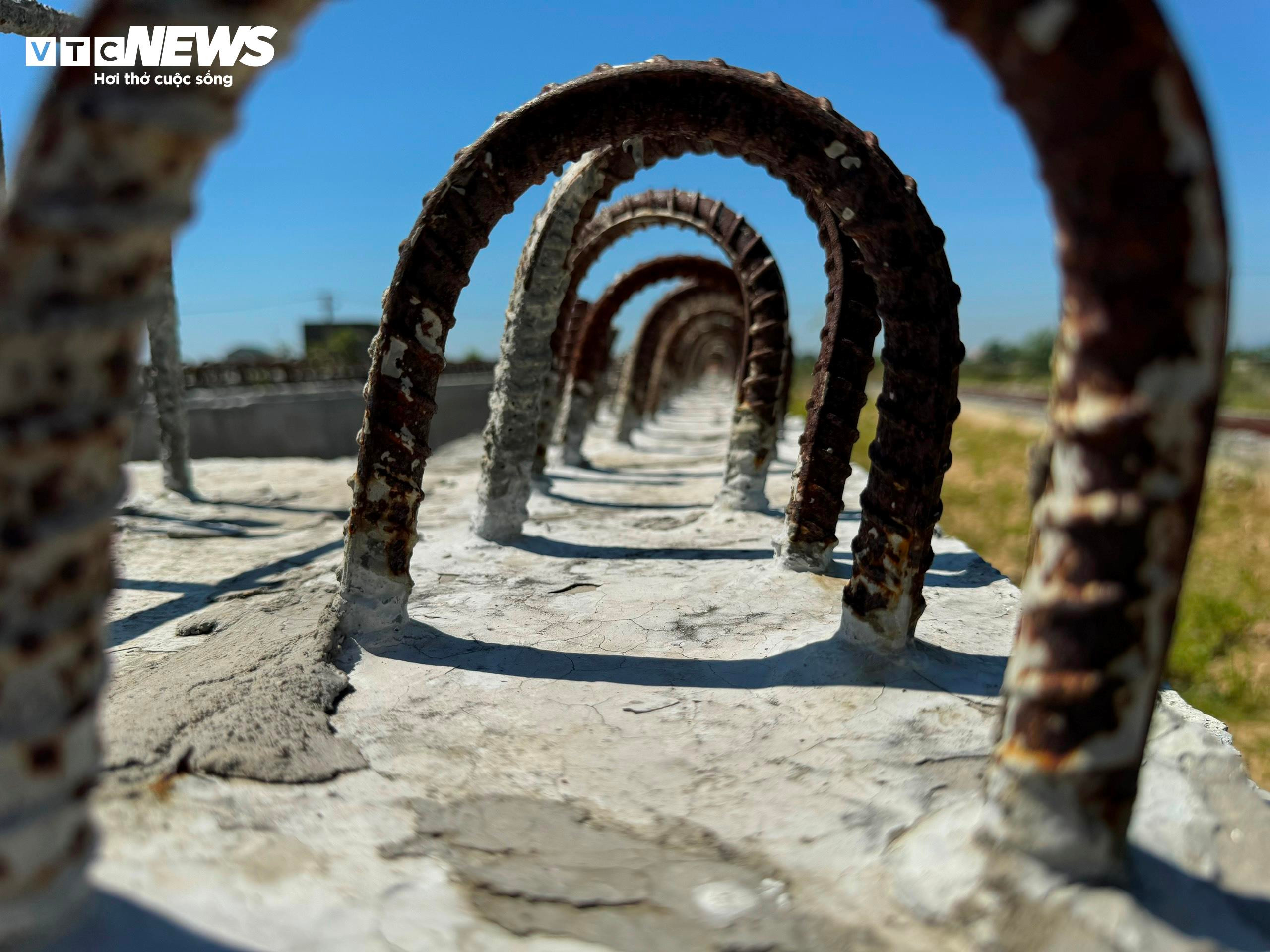 2 lần gia hạn tiến độ, dự án đập dâng gần 1.500 tỷ đồng ở Quảng Ngãi vẫn dang dở - 9