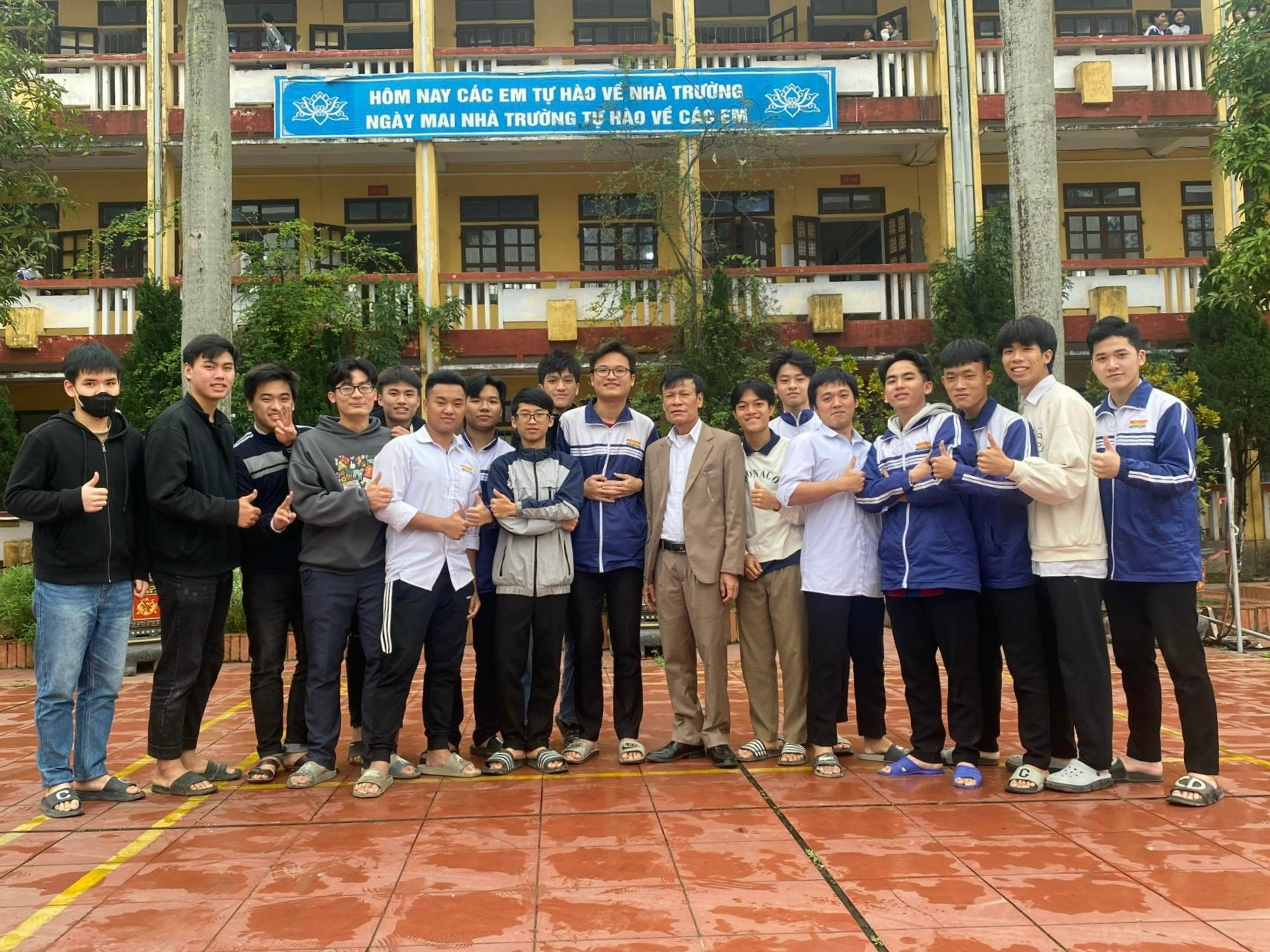 Nam sinh Thái Bình là thủ khoa đánh giá tư duy Đại học Bách khoa Hà Nội - 2