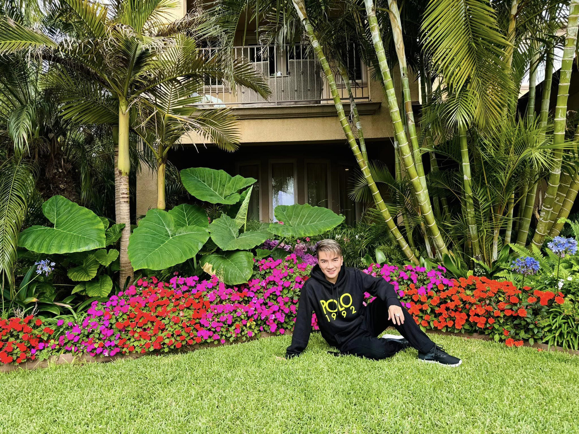 Sao Việt 23/6: Minh Hằng trẻ đẹp tuổi 37, 'nữ hoàng Wushu' khoe con gái - 2