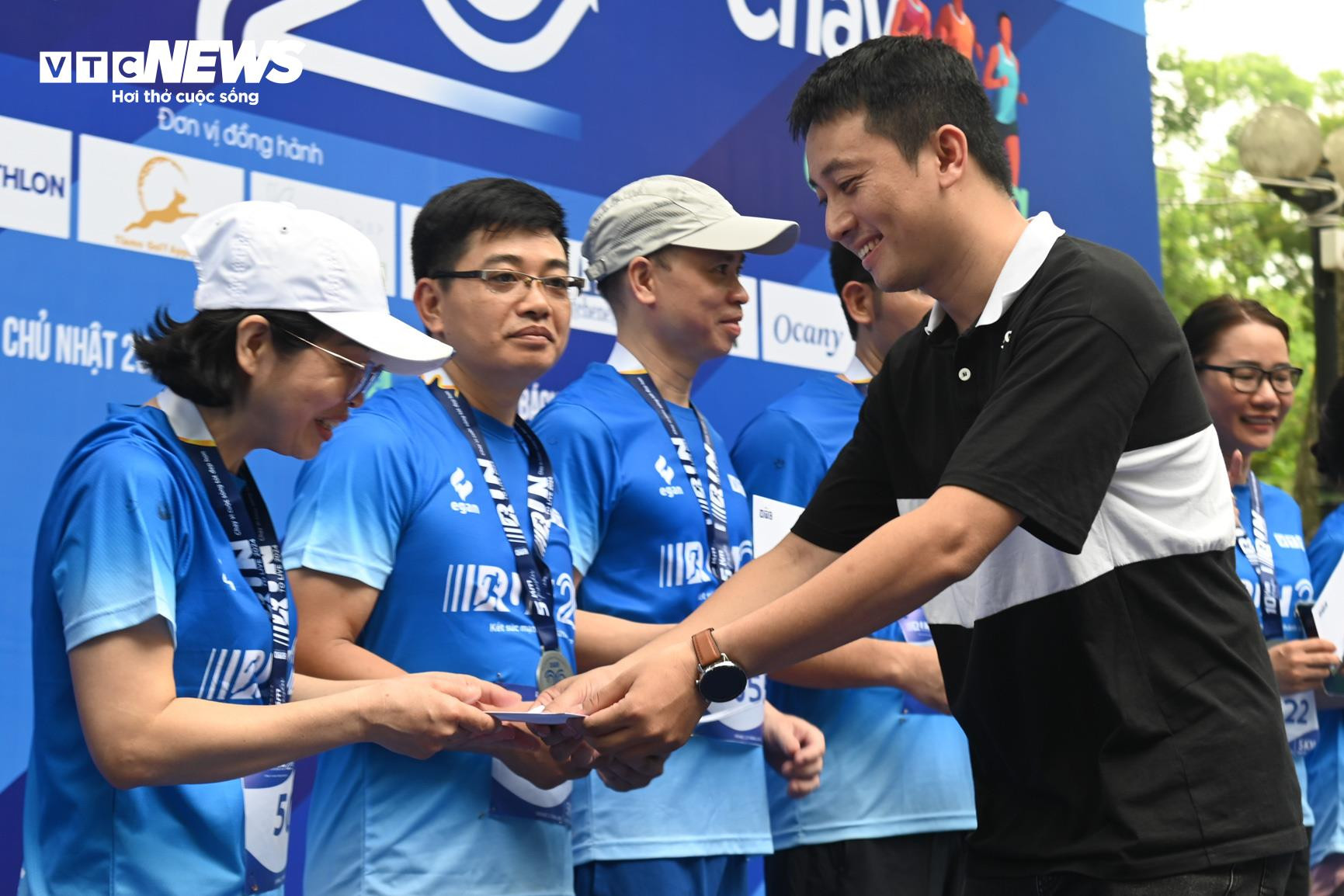 Hình ảnh ấn tượng tại VTC Run to Live - Chạy vì cuộc sống tốt đẹp hơn - 16