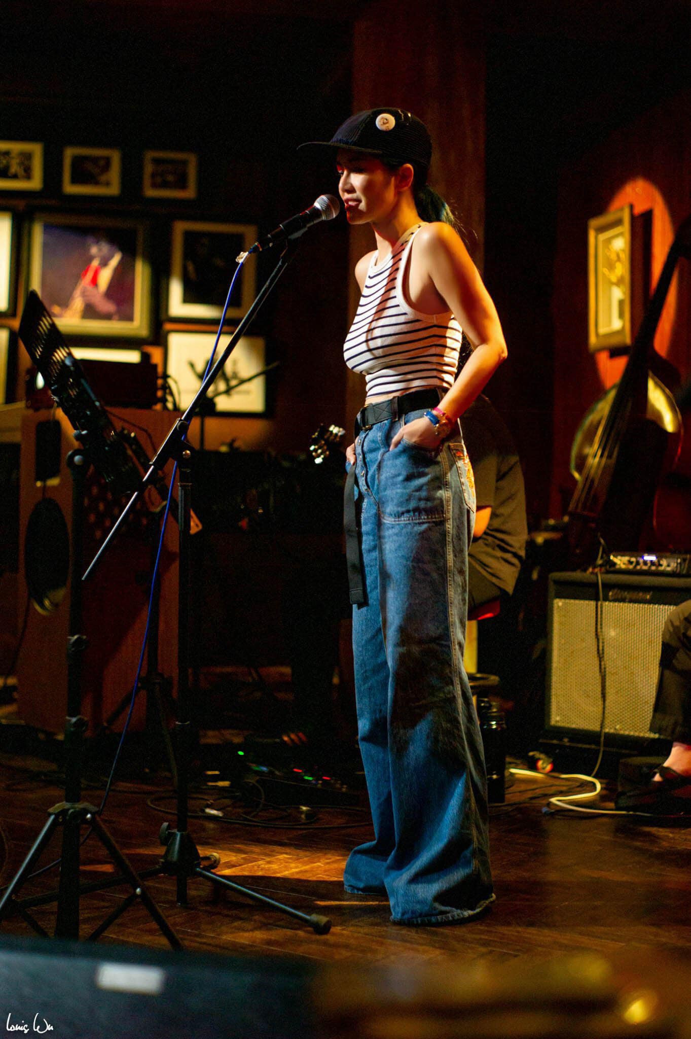 Sao Việt 27/6: Hoa hậu Ý Nhi vai trần gợi cảm, Nhã Phương muốn làm ca sĩ - 10