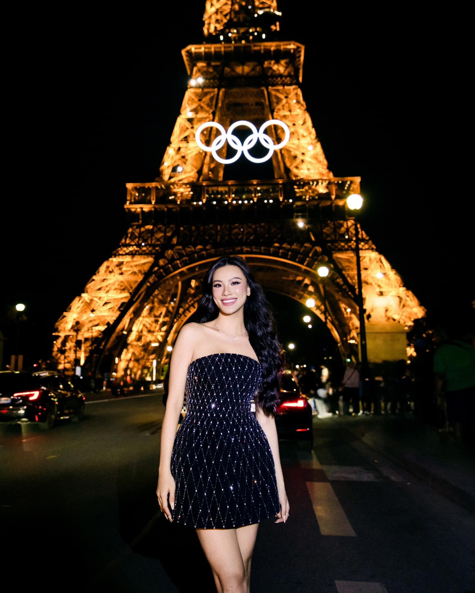 Sao Việt 27/6: Hoa hậu Ý Nhi vai trần gợi cảm, Nhã Phương muốn làm ca sĩ - 14